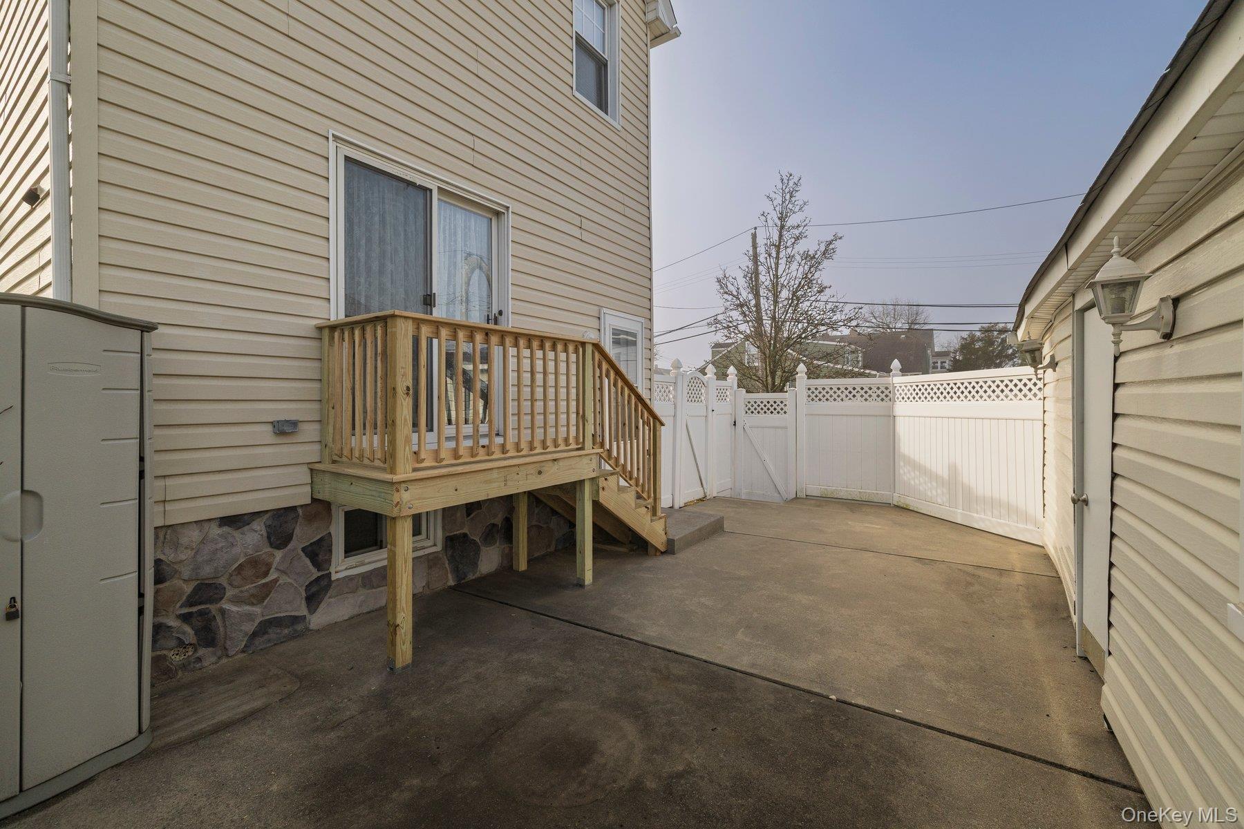 Single Family Lawson  Nassau County, NY 11518, MLS-970634-29