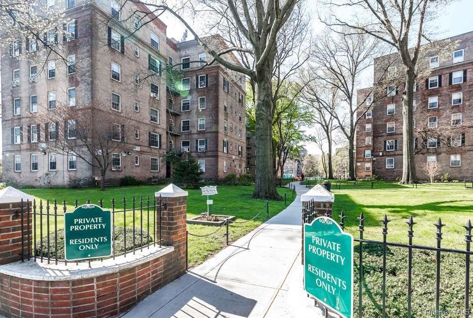 Coop Hobart  Queens, NY 11377, MLS-970641-10