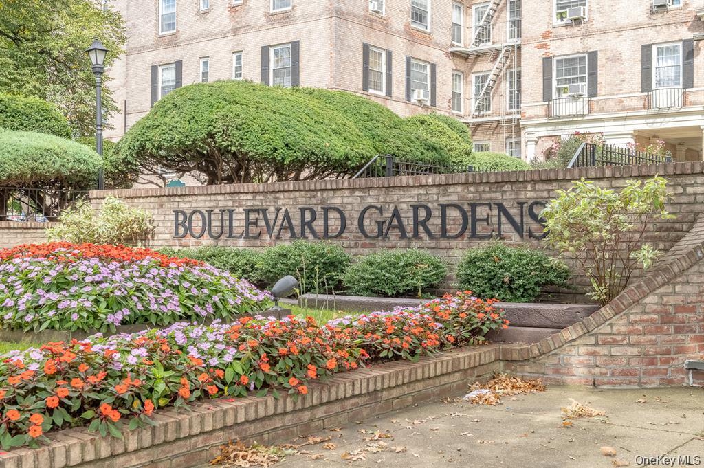 Coop Hobart  Queens, NY 11377, MLS-970641-2