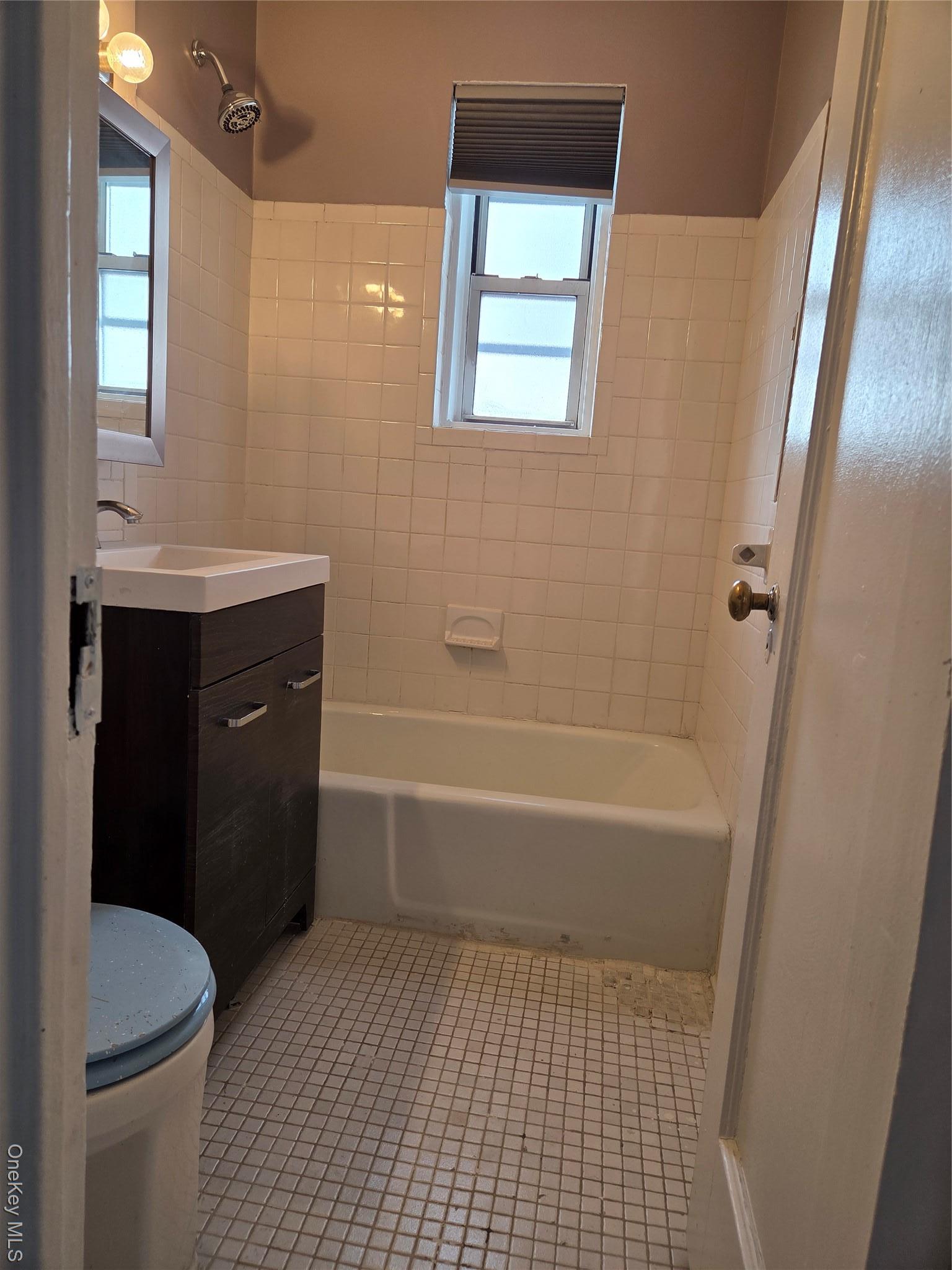 Coop Hobart  Queens, NY 11377, MLS-970641-6