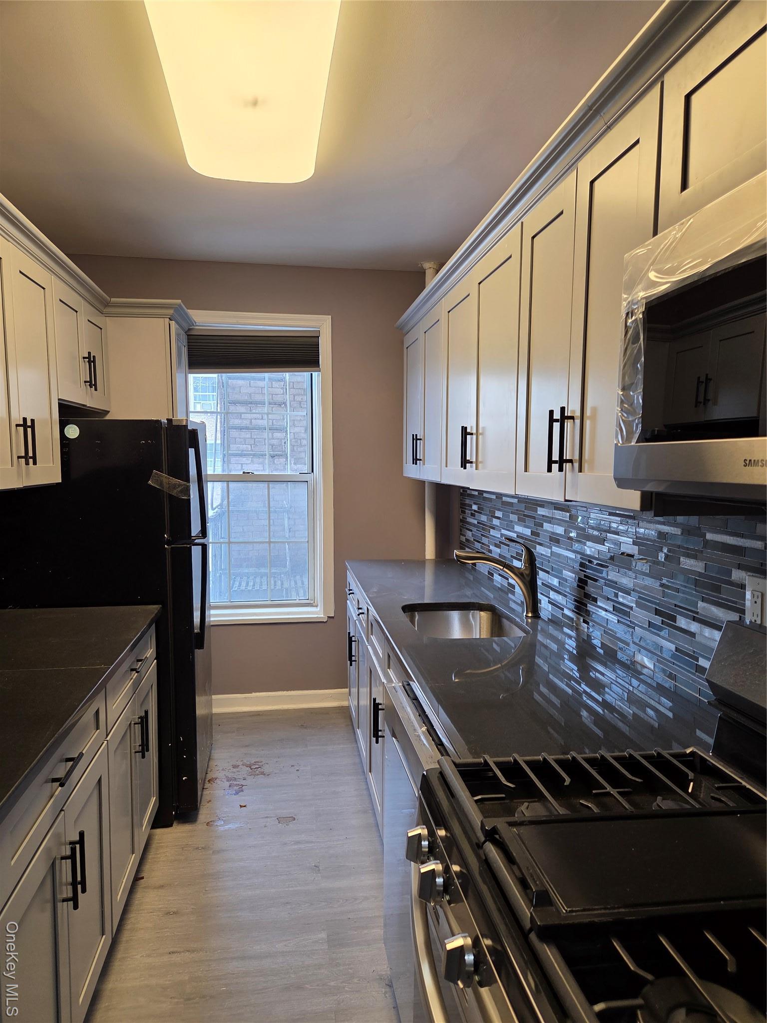 Coop Hobart  Queens, NY 11377, MLS-970641-8