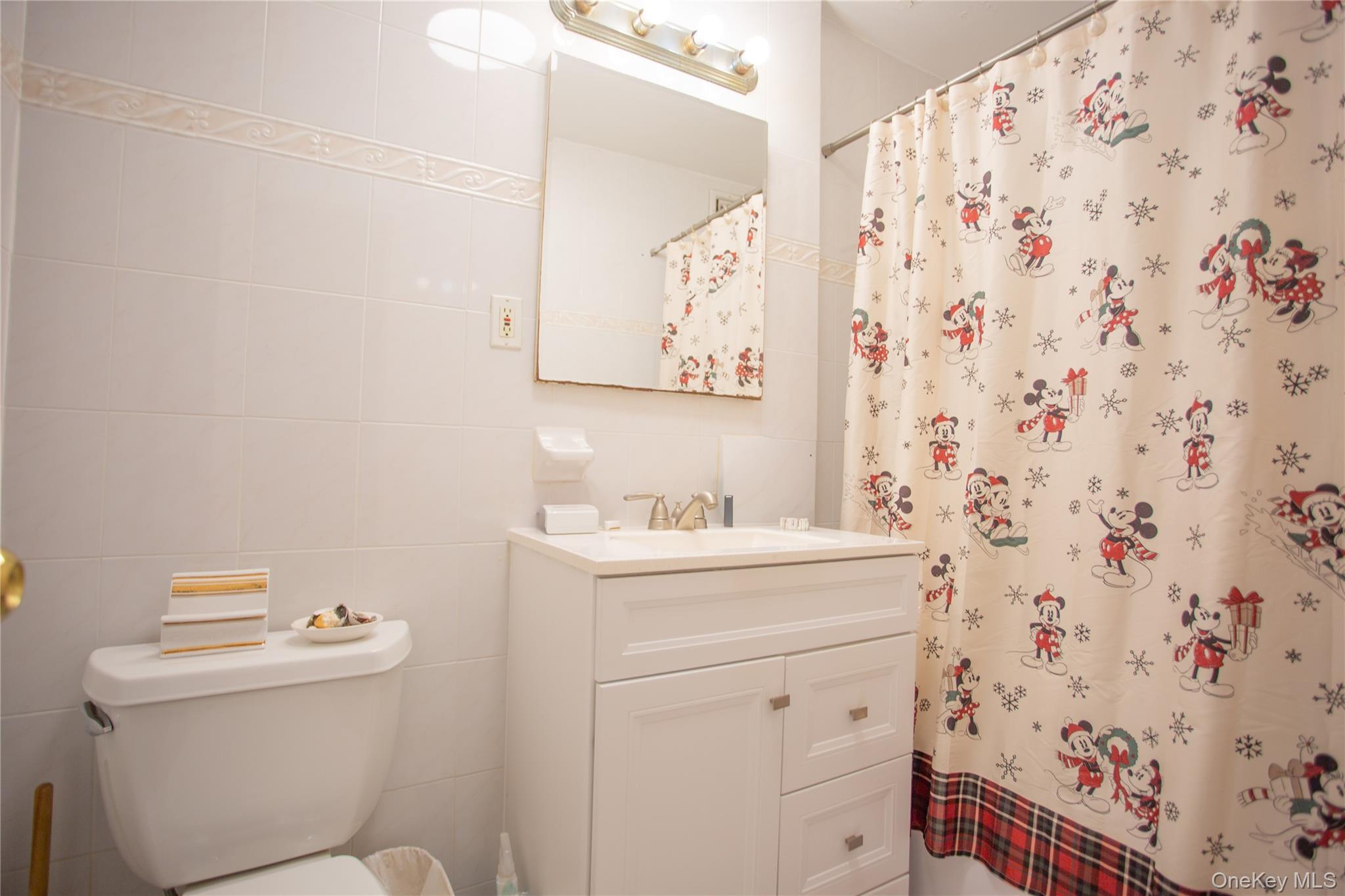 Coop Broadway  Nassau County, NY 11561, MLS-970645-20