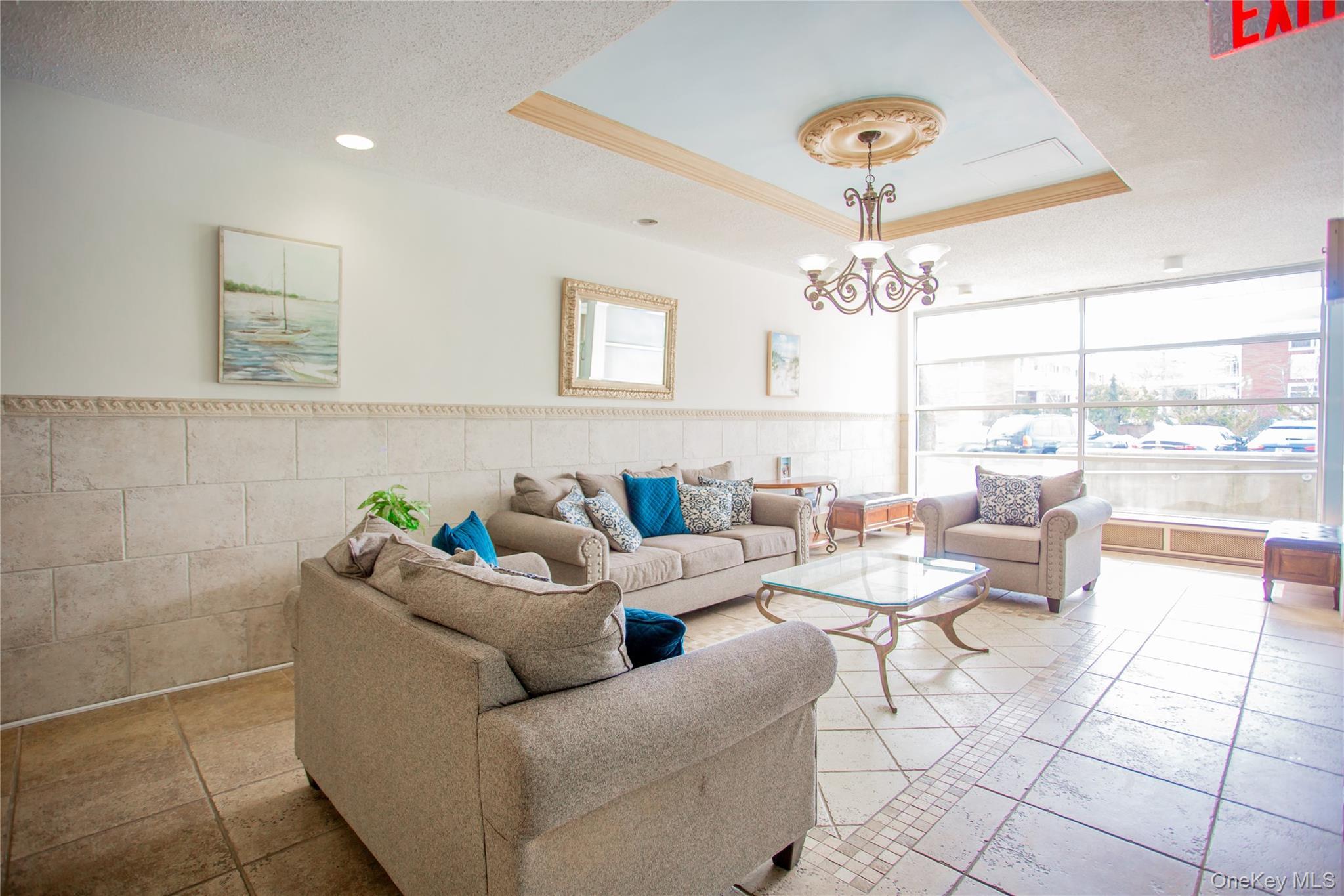 Coop Broadway  Nassau County, NY 11561, MLS-970645-3