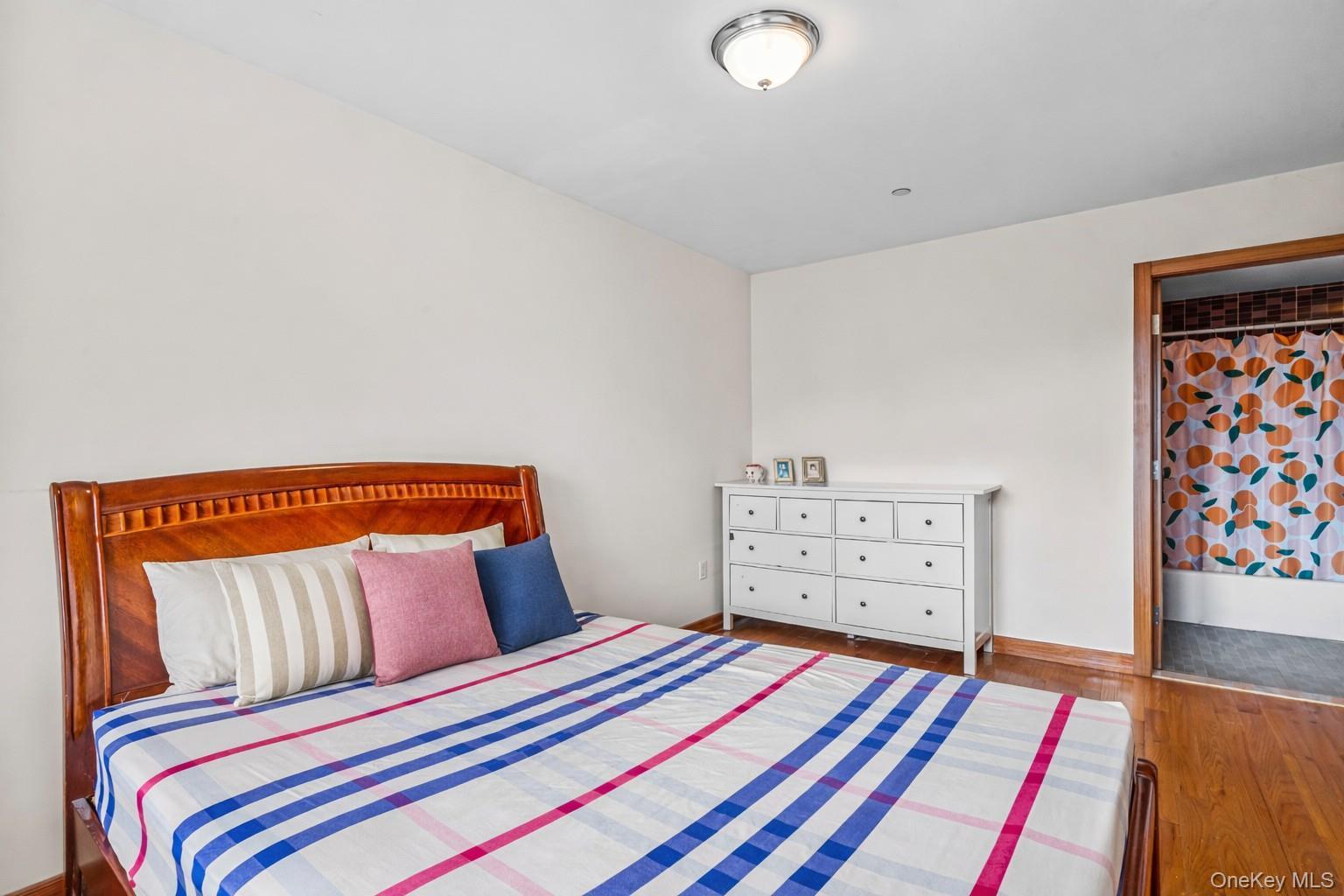 Condo 111th  Queens, NY 11368, MLS-970650-12