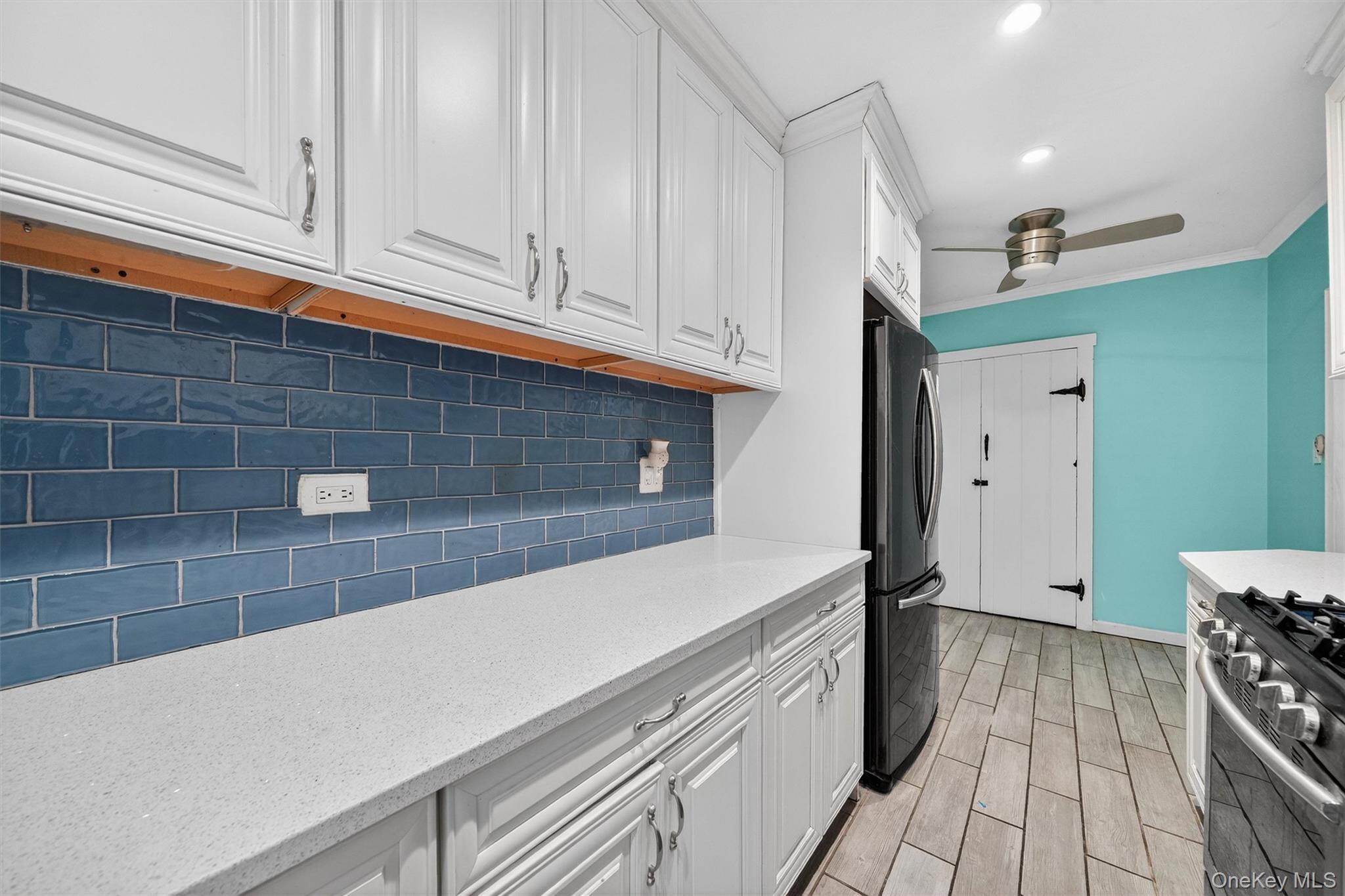 Coop Riverdale  Bronx, NY 10471, MLS-970654-23