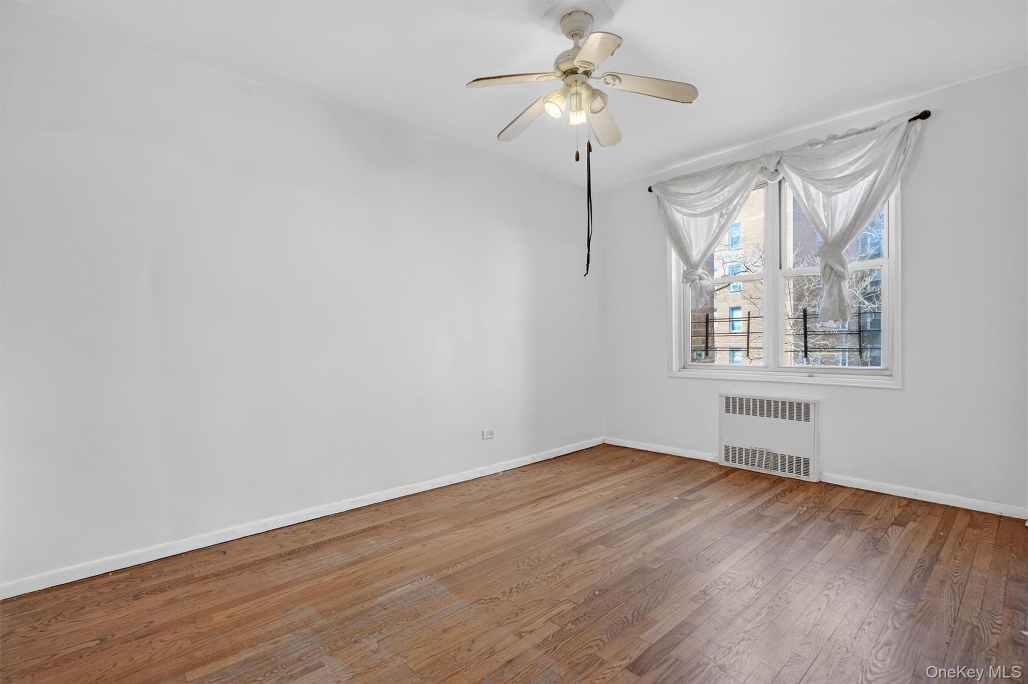 Coop Riverdale  Bronx, NY 10471, MLS-970654-25