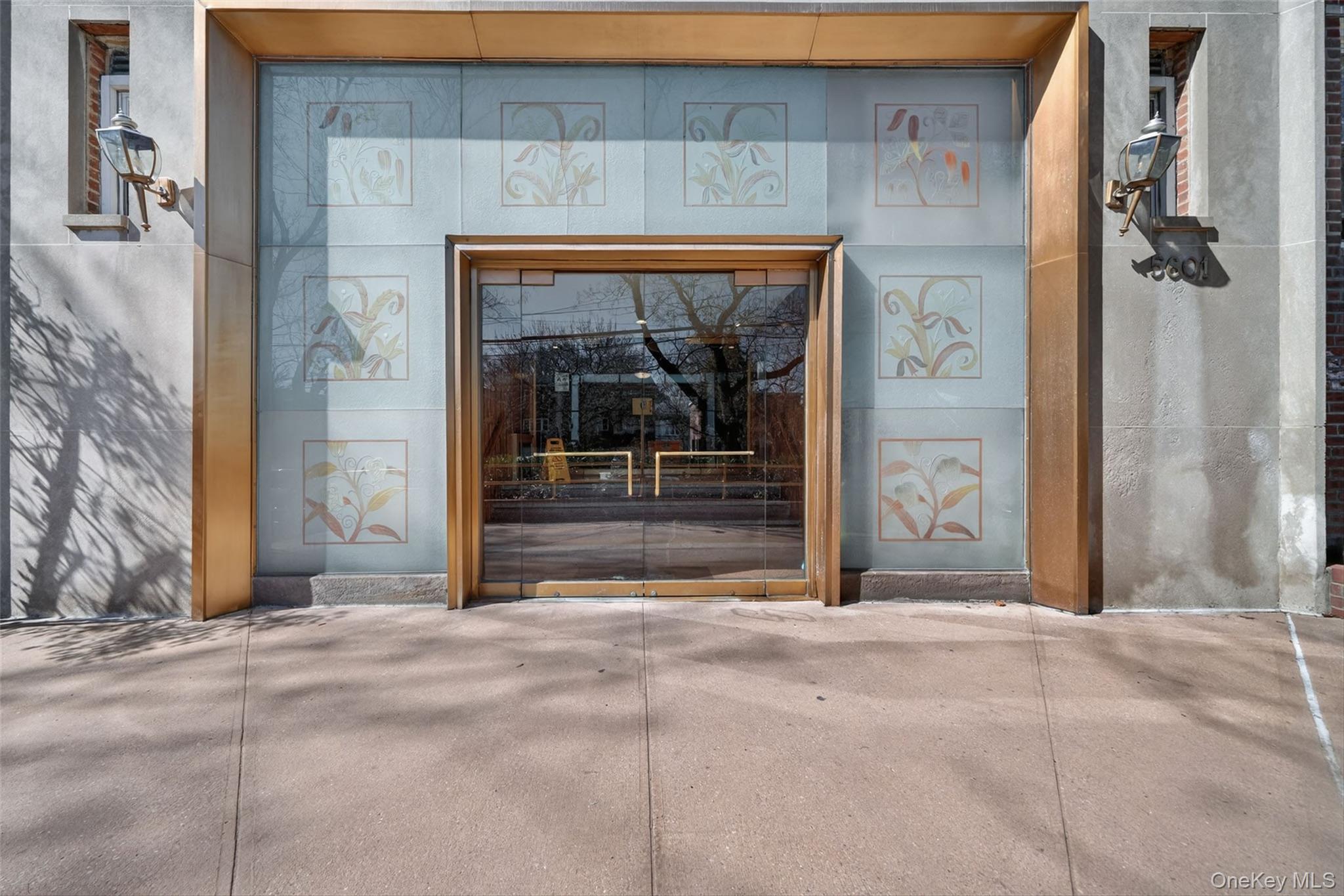 Coop Riverdale  Bronx, NY 10471, MLS-970654-4