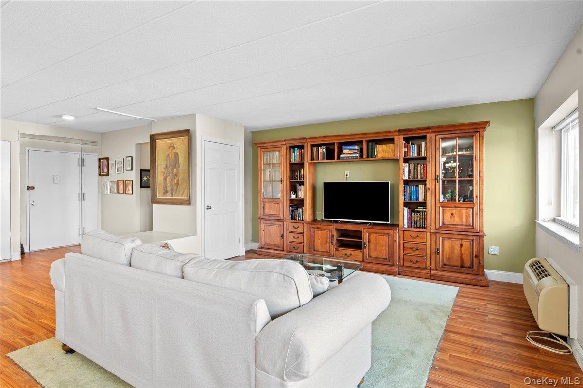 Condo Greenridge Westchester County, NY 10605, MLS-970657-10