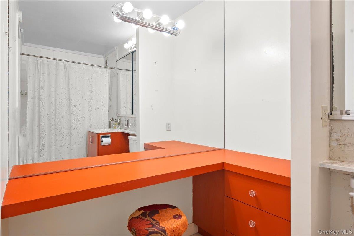 Condo Greenridge Westchester County, NY 10605, MLS-970657-23