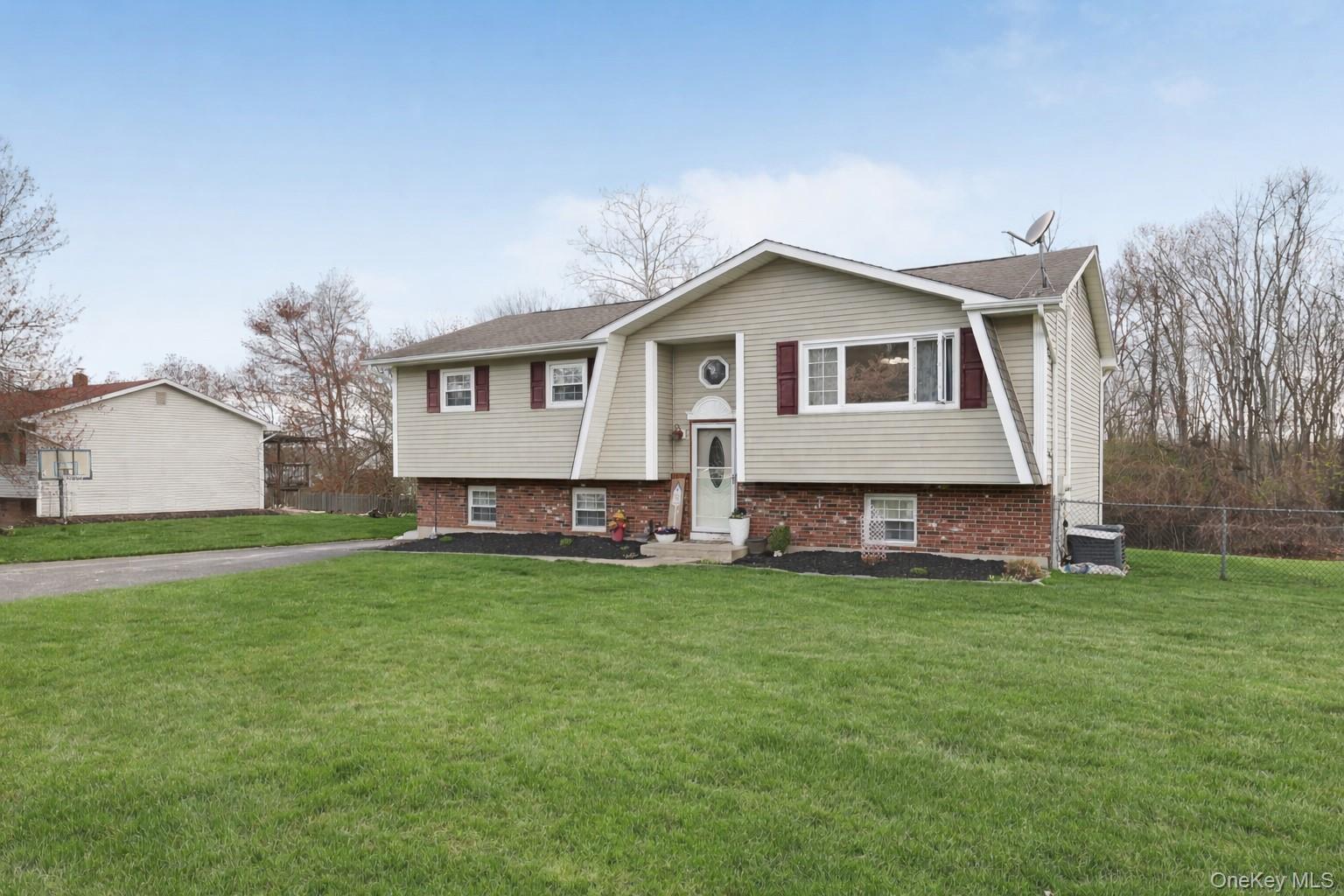 Single Family Maureen  Orange County, NY 10940, MLS-970664-2