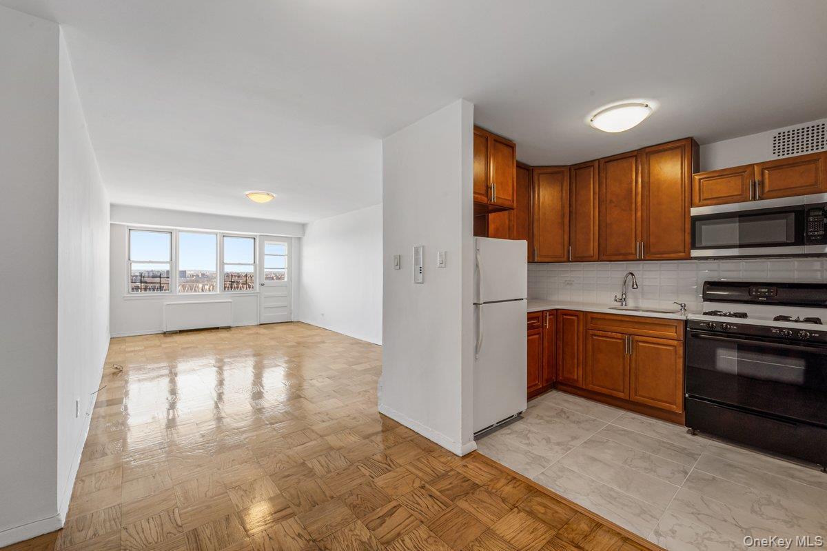Coop Ocean  Brooklyn, NY 11230, MLS-970685-6