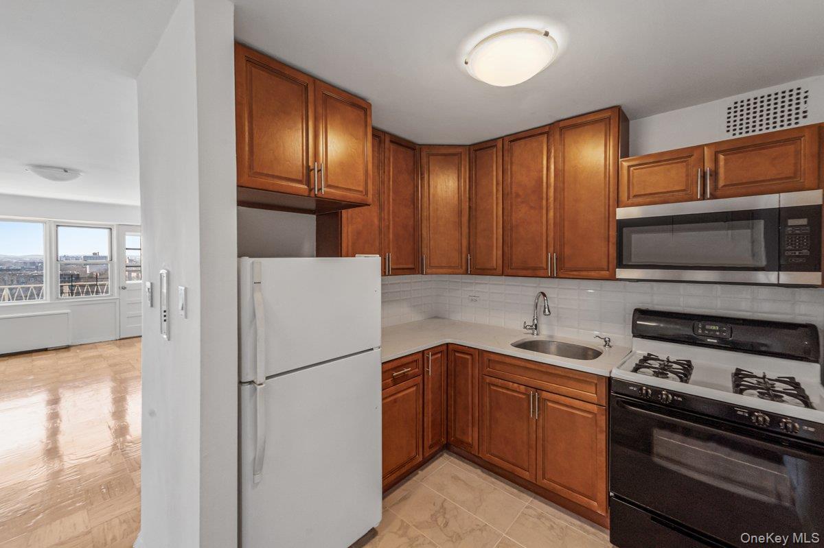 Coop Ocean  Brooklyn, NY 11230, MLS-970685-7