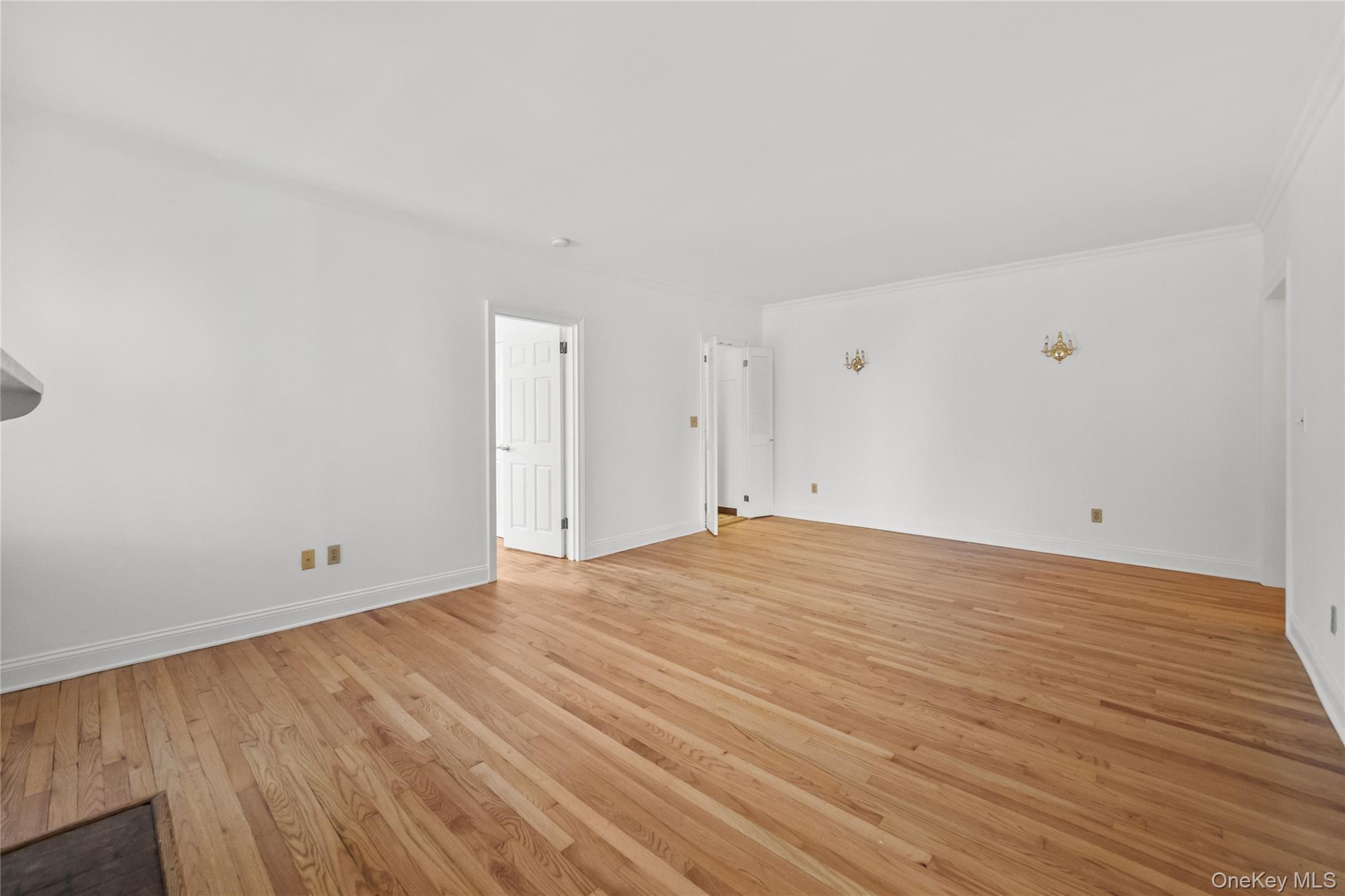 Coop Hartsdale  Westchester County, NY 10530, MLS-970687-6