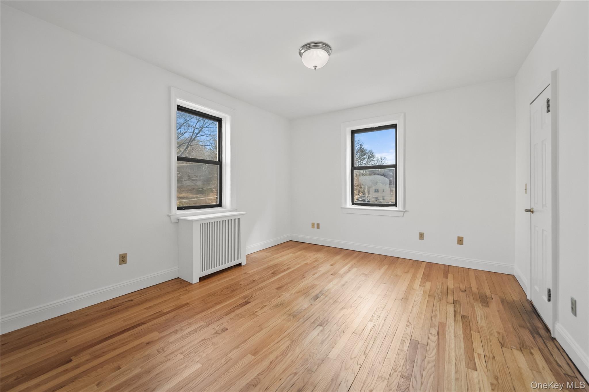 Coop Hartsdale  Westchester County, NY 10530, MLS-970687-8