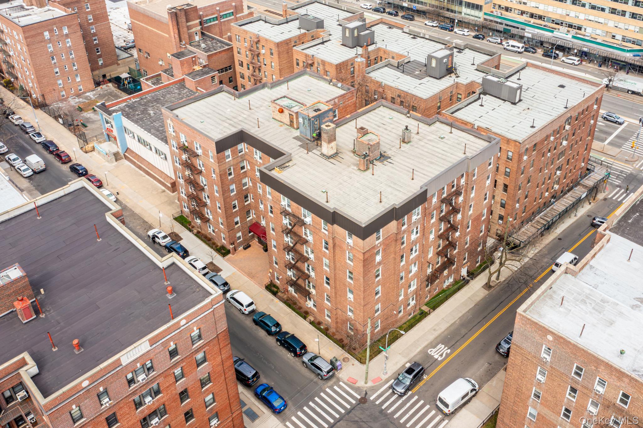 Coop Saunders  Queens, NY 11375, MLS-970708-16