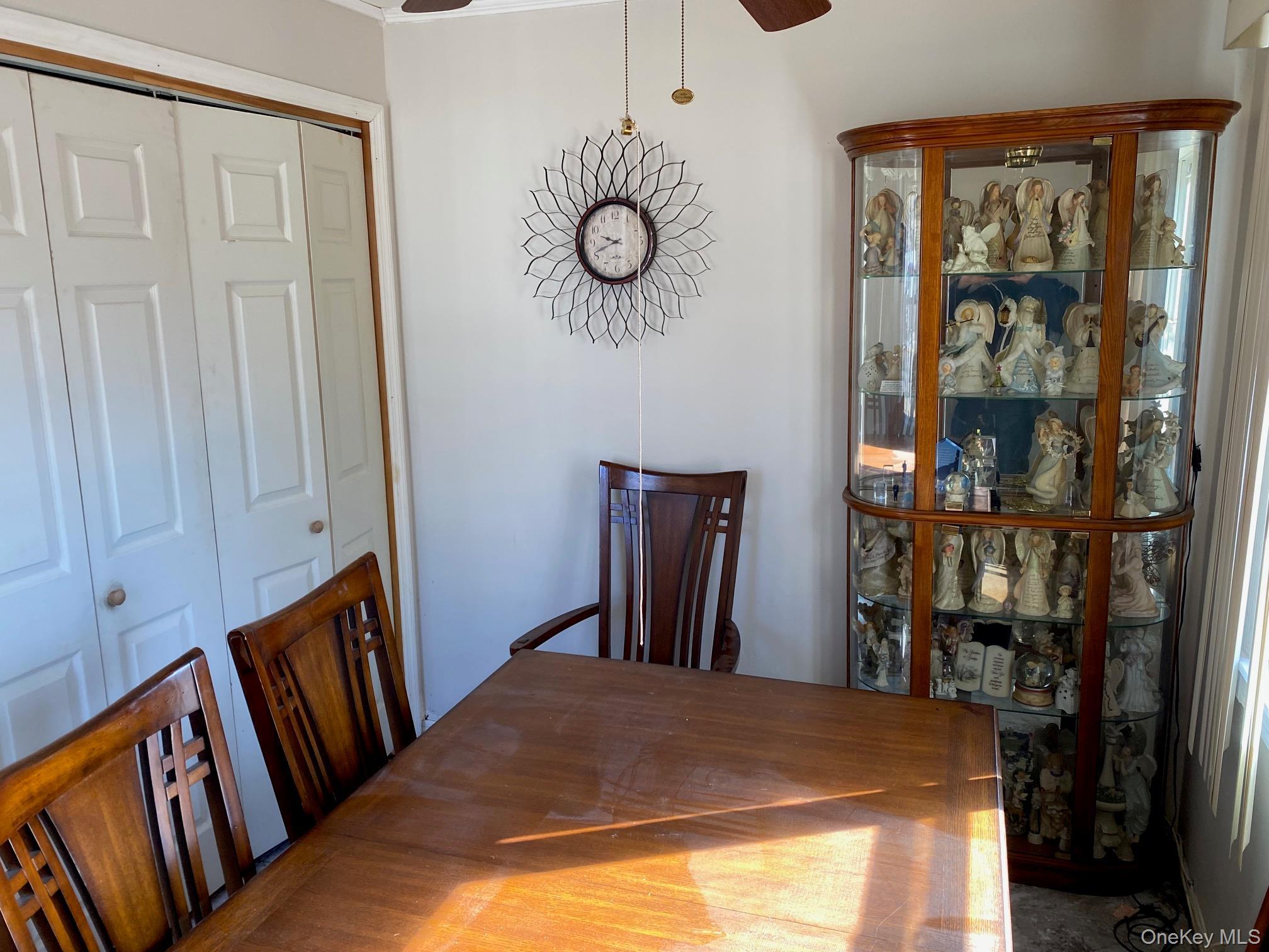 Single Family Beechwood  Suffolk County, NY 11967, MLS-970725-4