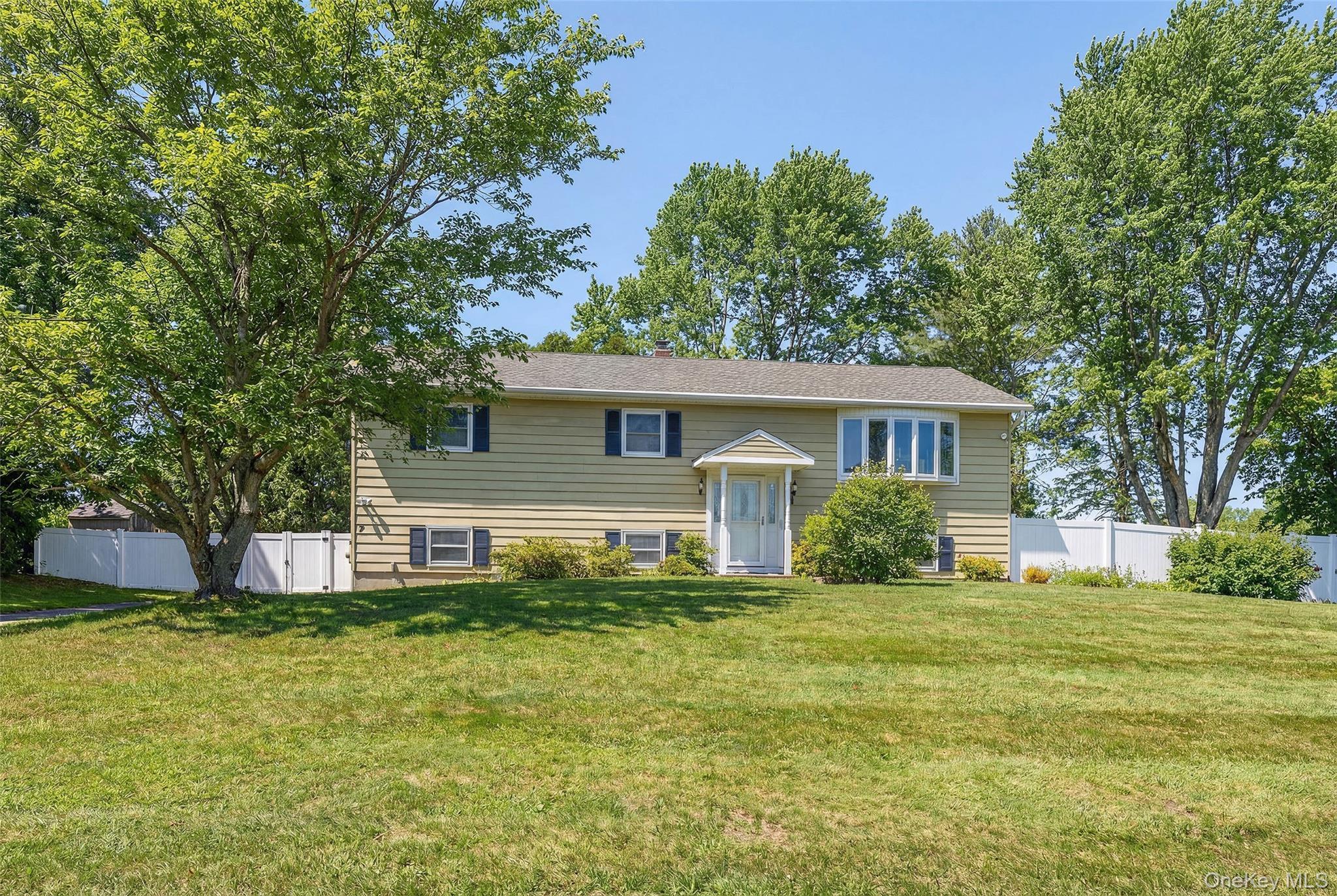 Single Family Bittersweet Dr,  Danbury  Out Of Area, NY 06811, MLS-970731-3