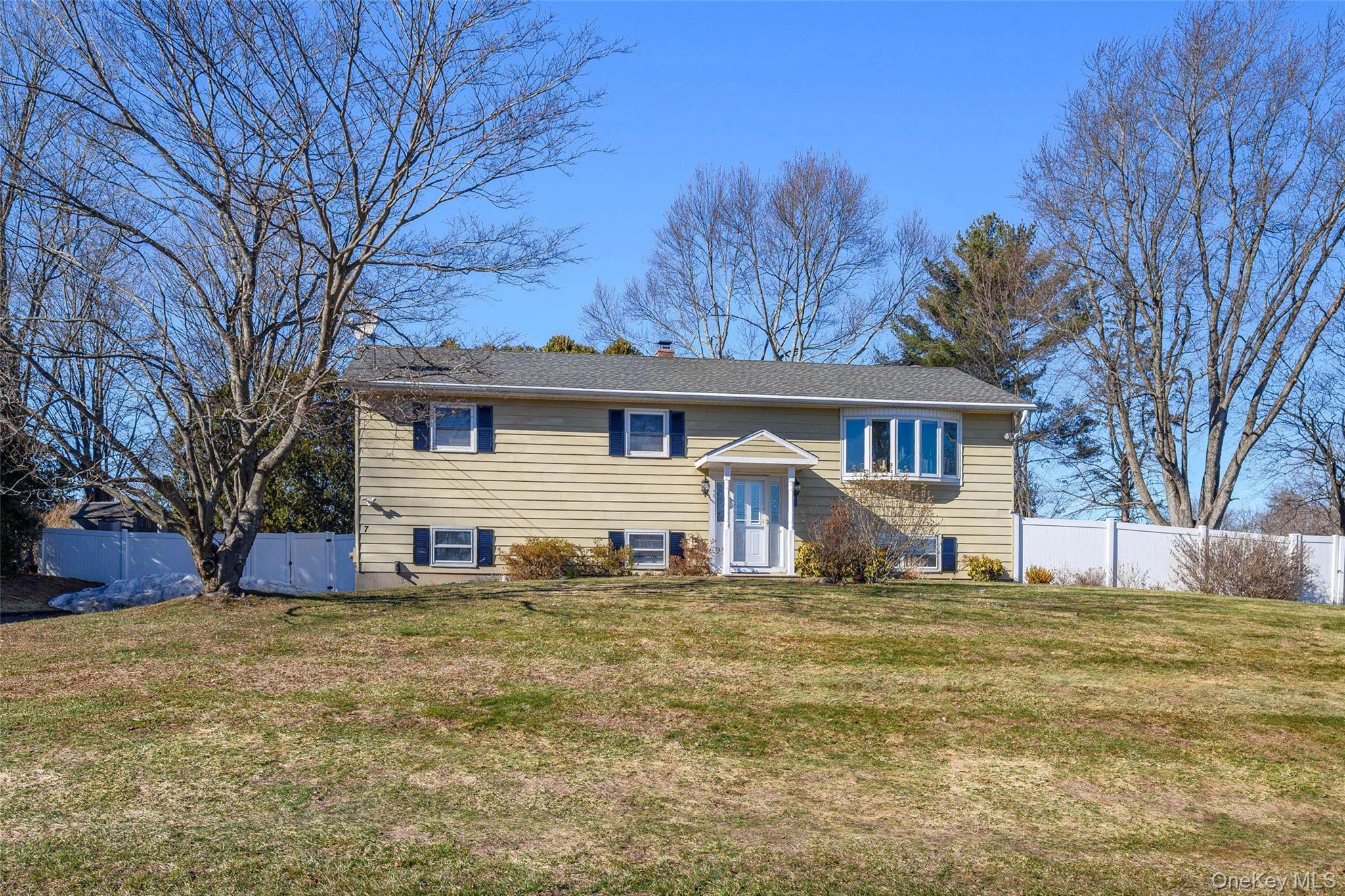 Single Family Bittersweet Dr,  Danbury  Out Of Area, NY 06811, MLS-970731-32