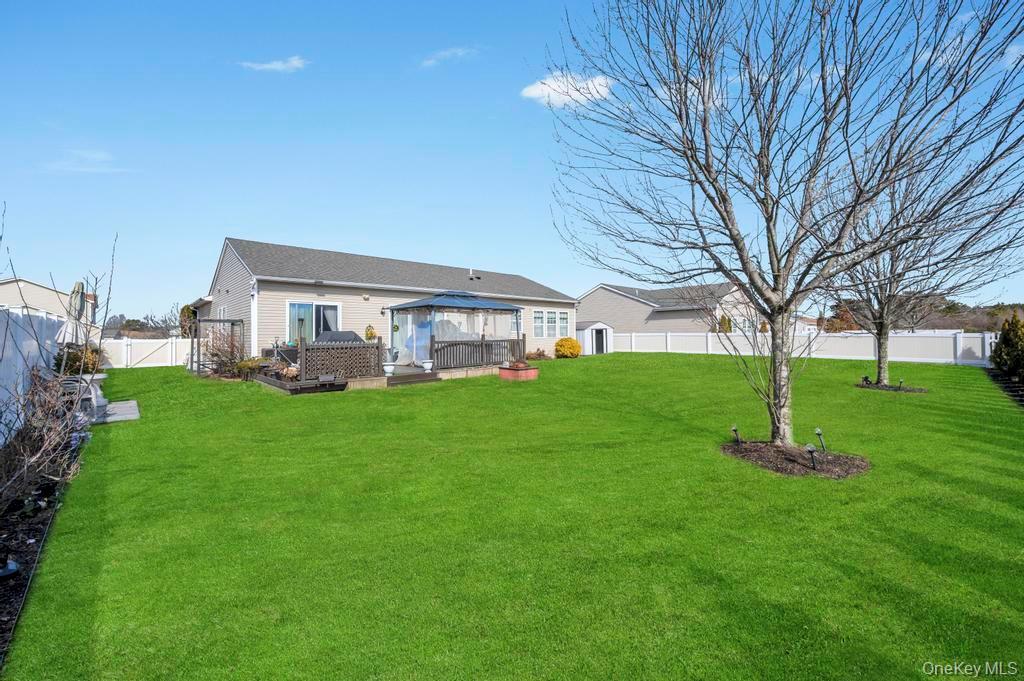 Single Family Flower  Suffolk County, NY 11967, MLS-970737-10