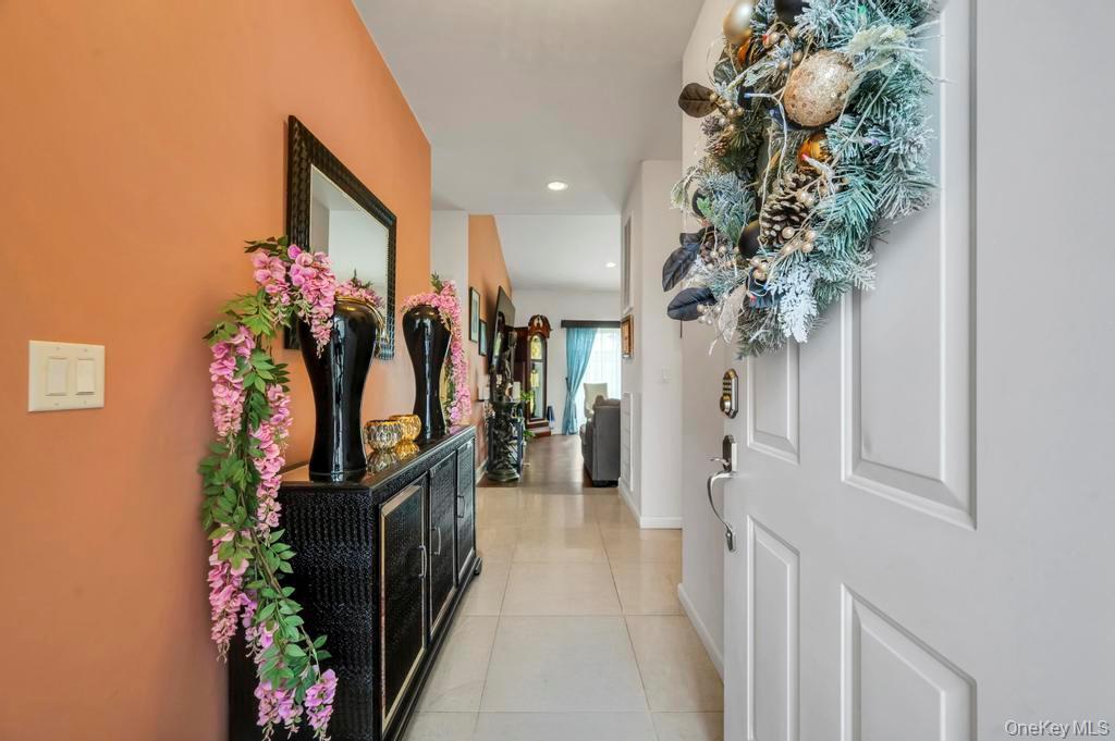 Single Family Flower  Suffolk County, NY 11967, MLS-970737-12