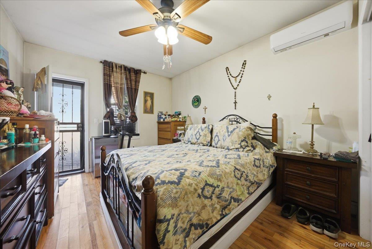 Single Family Findlay  Bronx, NY 10456, MLS-970775-12