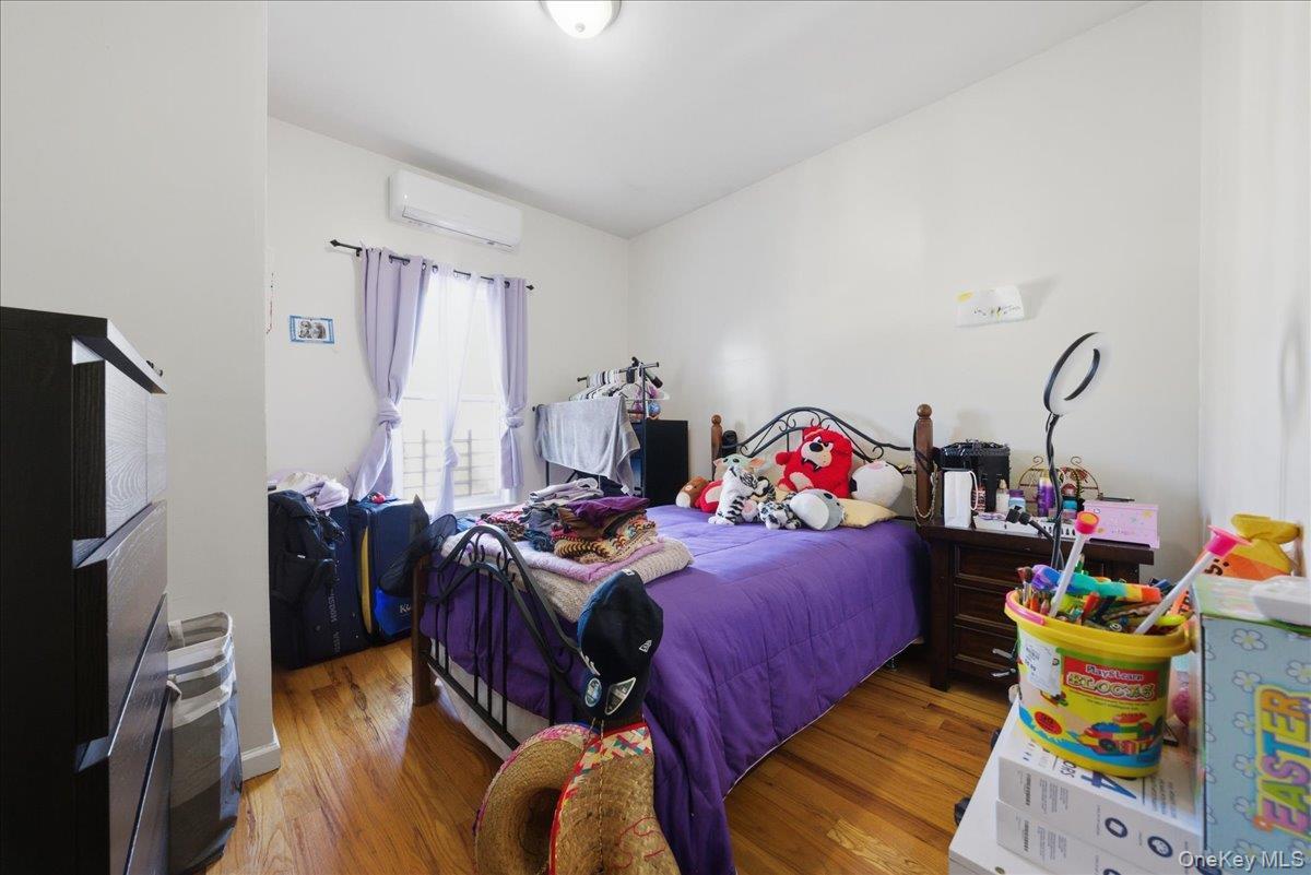 Single Family Findlay  Bronx, NY 10456, MLS-970775-19