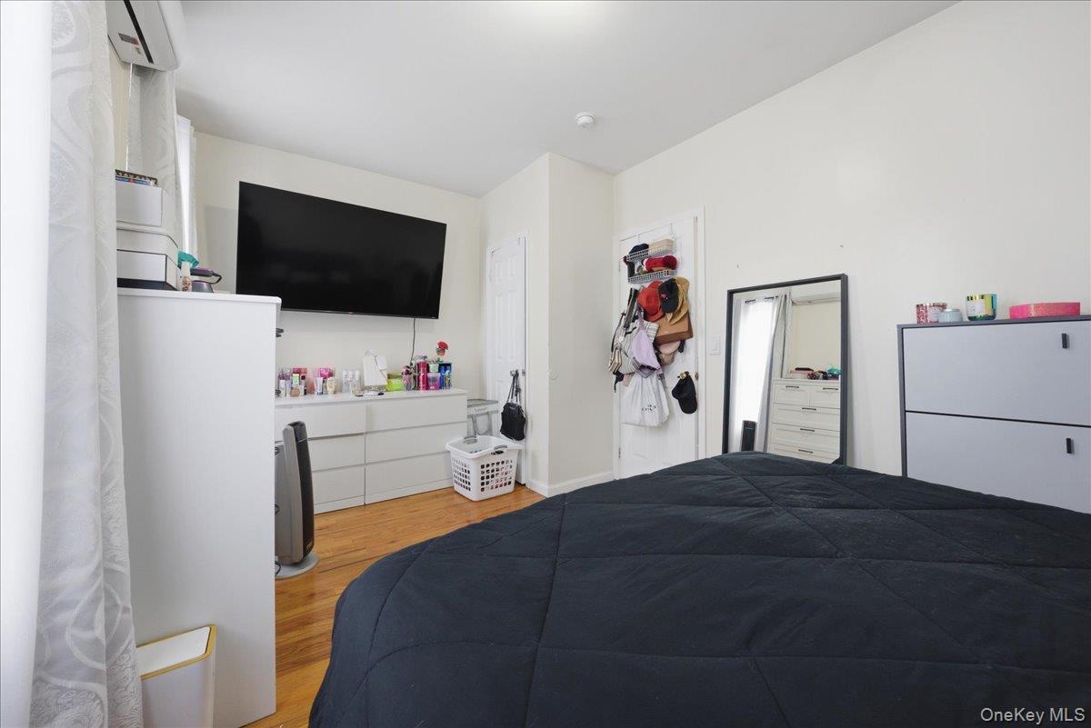 Single Family Findlay  Bronx, NY 10456, MLS-970775-21