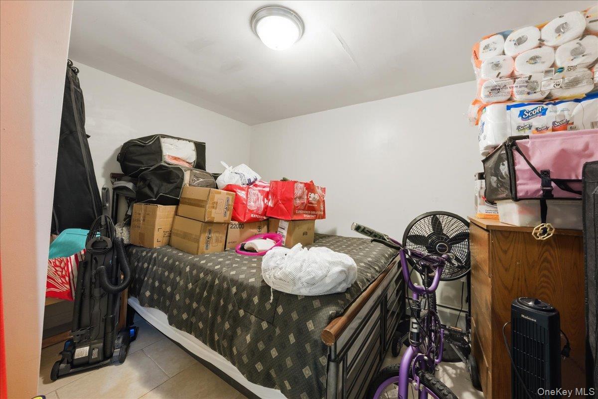 Single Family Findlay  Bronx, NY 10456, MLS-970775-23