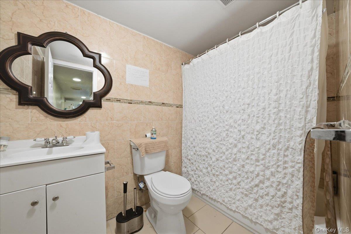 Single Family Findlay  Bronx, NY 10456, MLS-970775-25