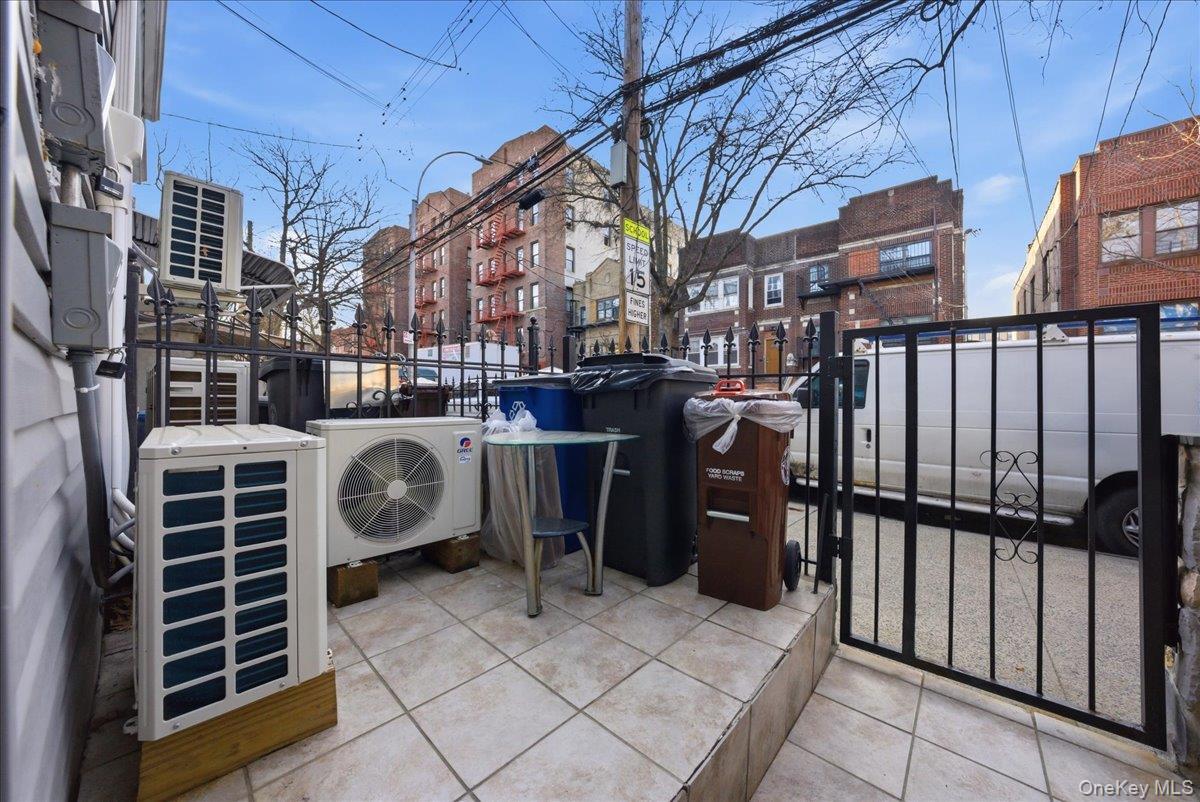 Single Family Findlay  Bronx, NY 10456, MLS-970775-27
