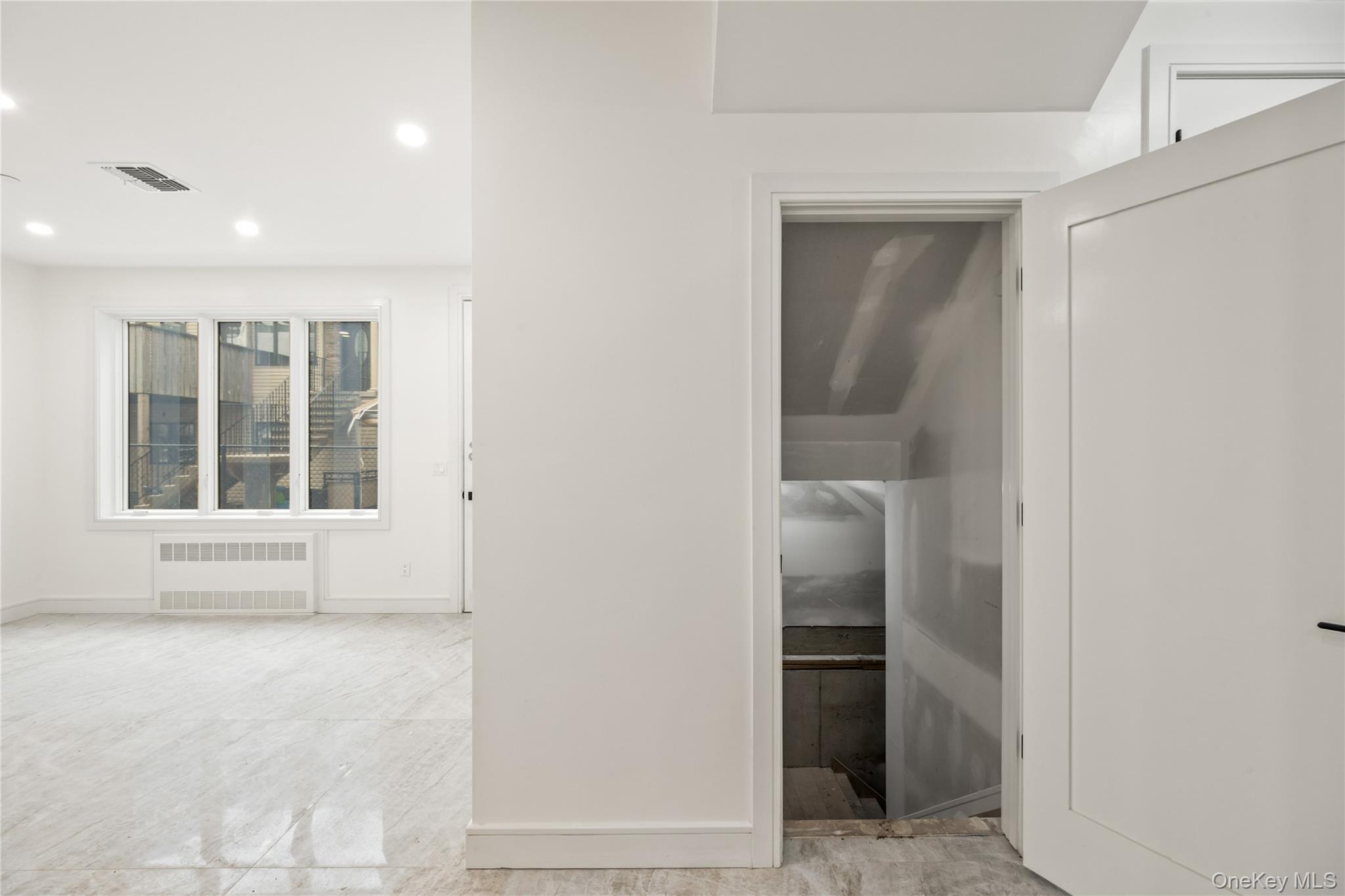 Condo Warren Rockland County, NY 10952, MLS-970782-23