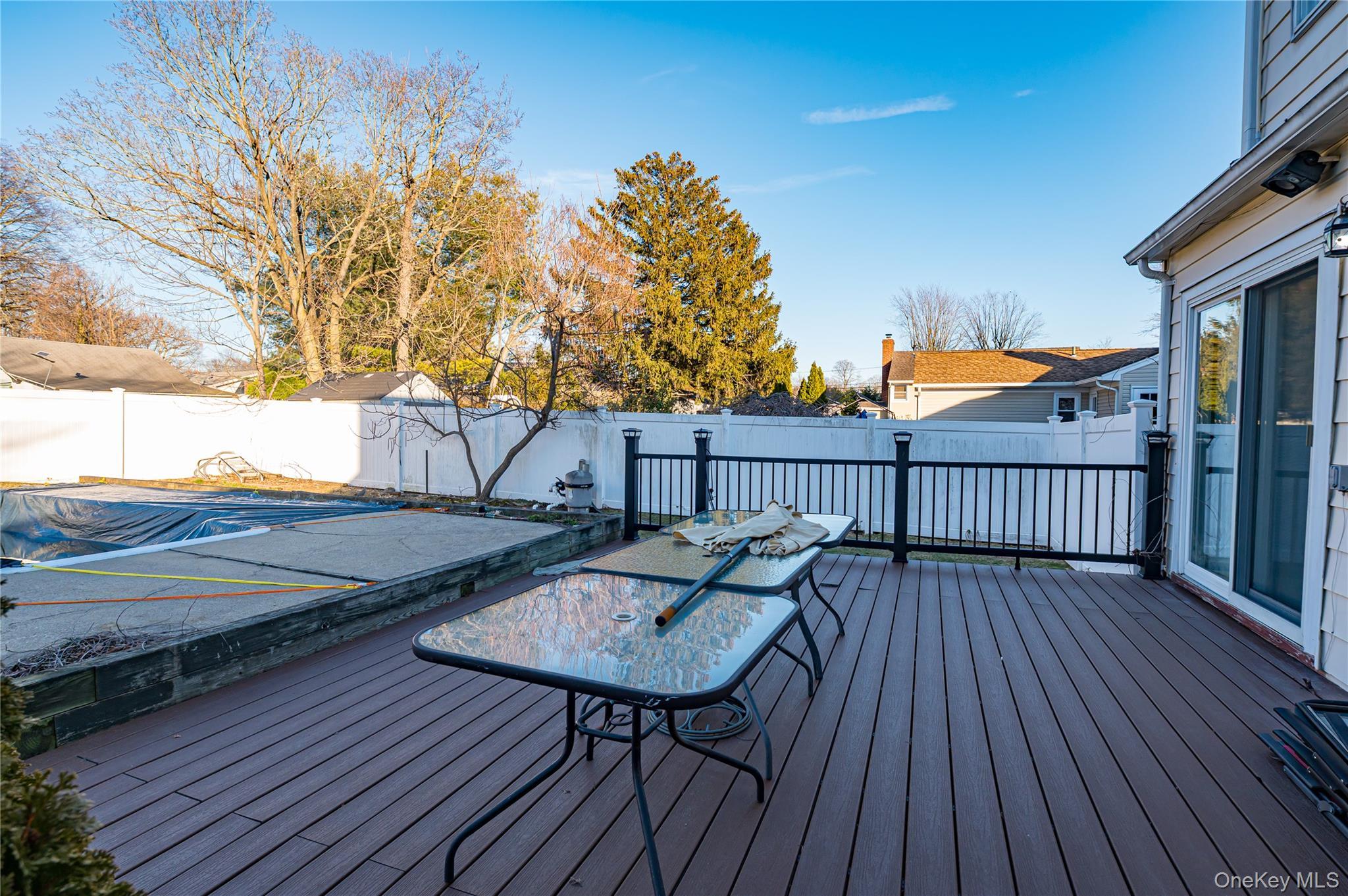 Single Family Atlantic  Suffolk County, NY 11706, MLS-970785-12