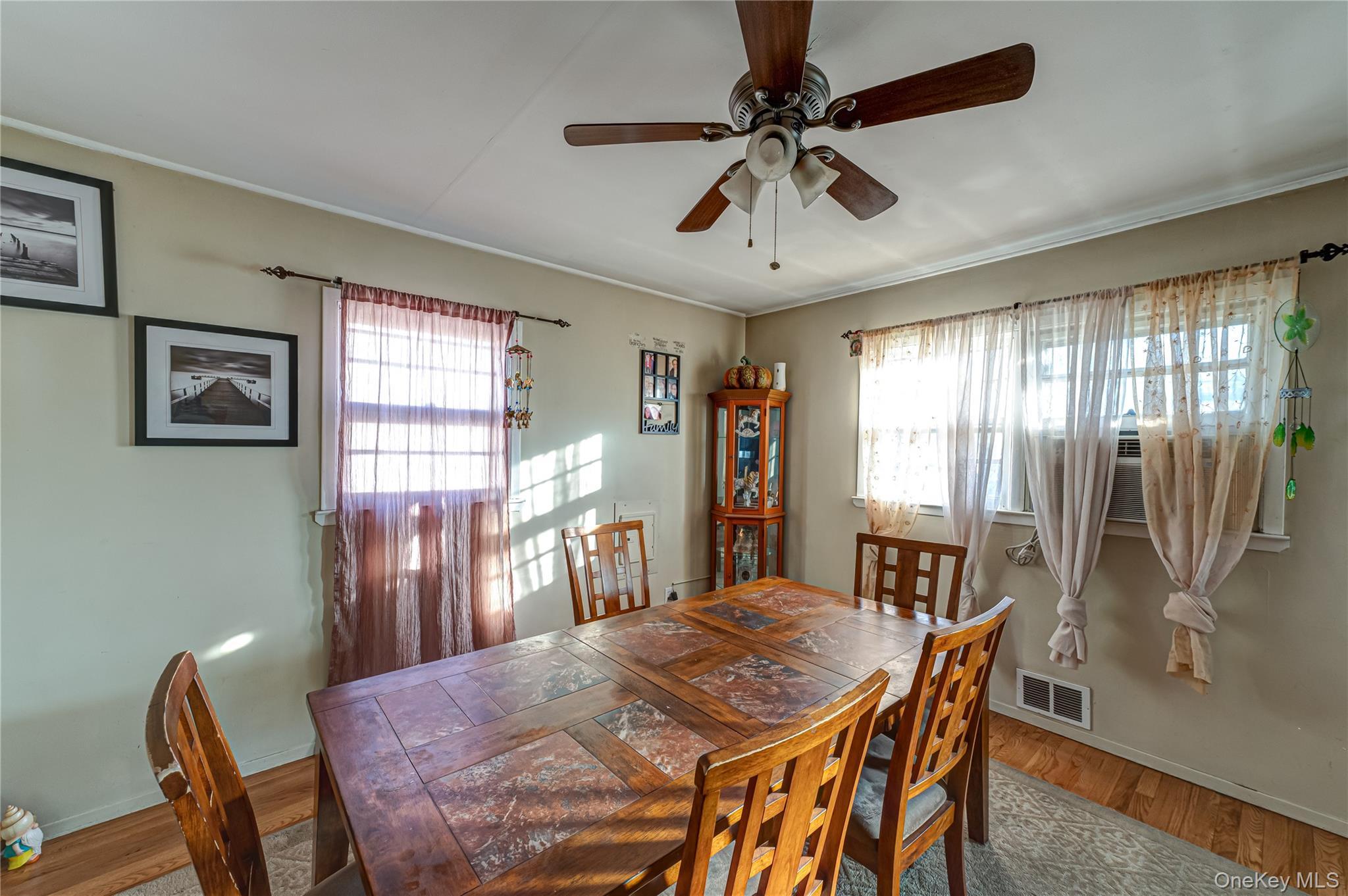 Single Family Atlantic  Suffolk County, NY 11706, MLS-970785-3