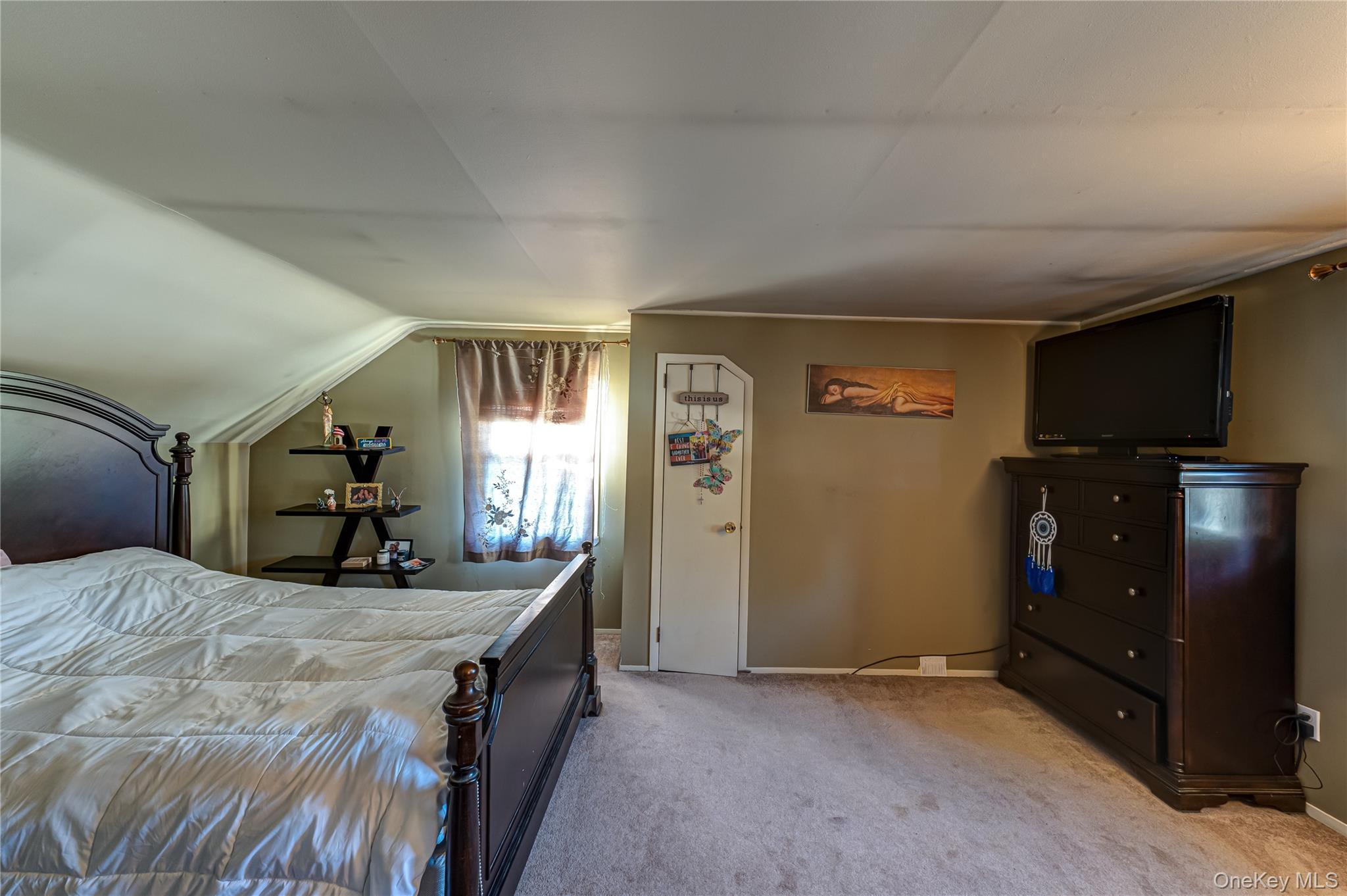 Single Family Atlantic  Suffolk County, NY 11706, MLS-970785-8