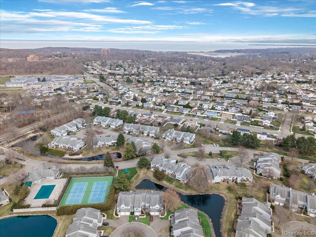 Condo Lakebridge Suffolk County, NY 11754, MLS-970789-28