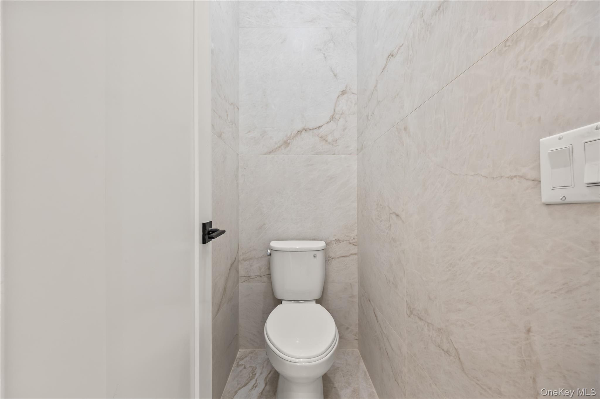 Condo Warren  Rockland County, NY 10952, MLS-970796-12