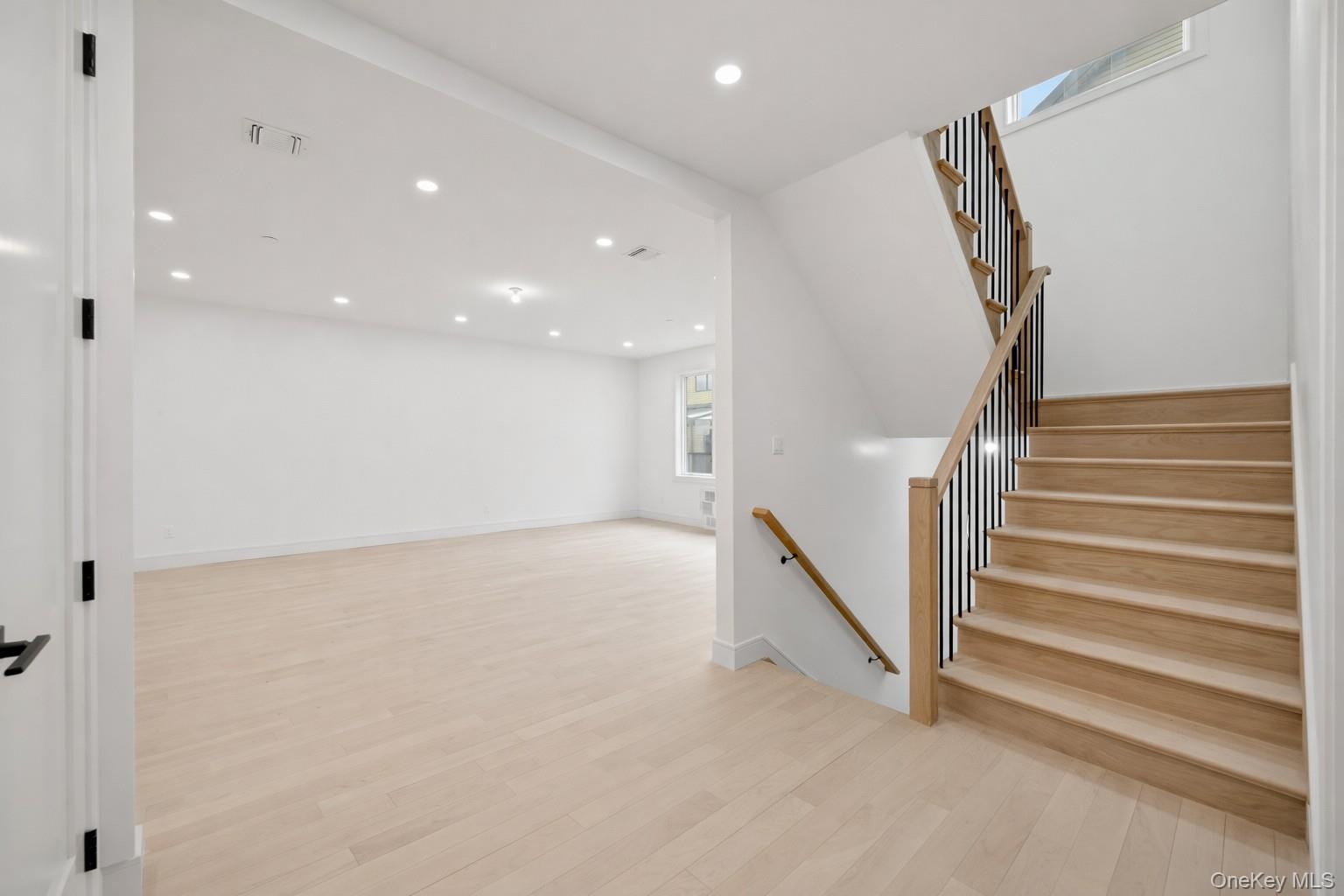 Condo Warren  Rockland County, NY 10952, MLS-970796-6