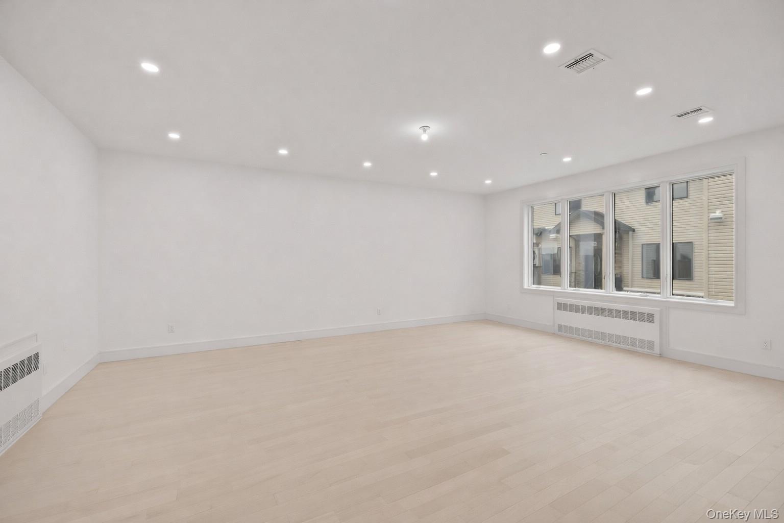 Condo Warren  Rockland County, NY 10952, MLS-970796-7