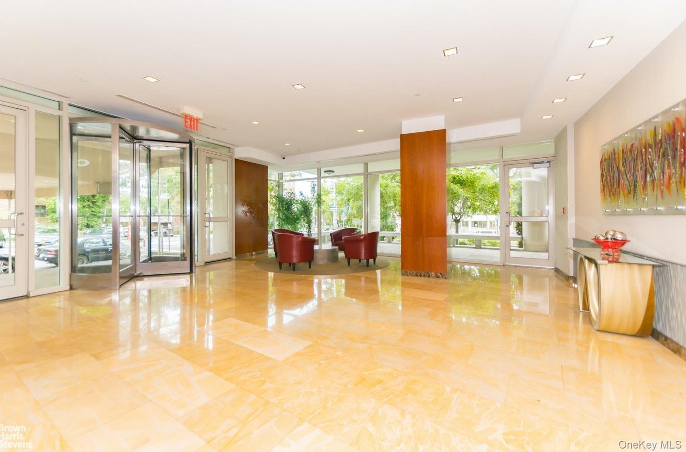 Condo 237th  Bronx, NY 10463, MLS-970817-8