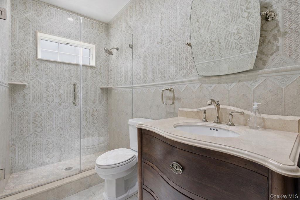 Single Family 83rd  Queens, NY 11414, MLS-970841-25