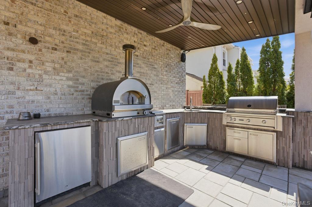 Single Family 83rd  Queens, NY 11414, MLS-970841-35