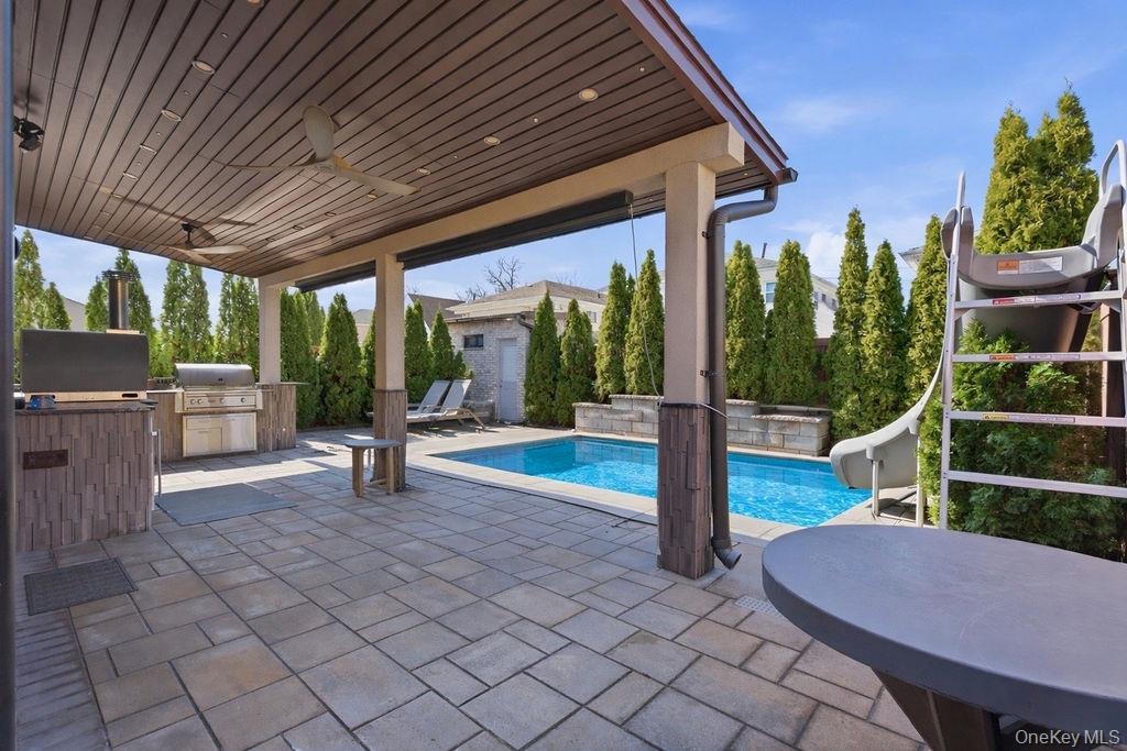 Single Family 83rd  Queens, NY 11414, MLS-970841-36