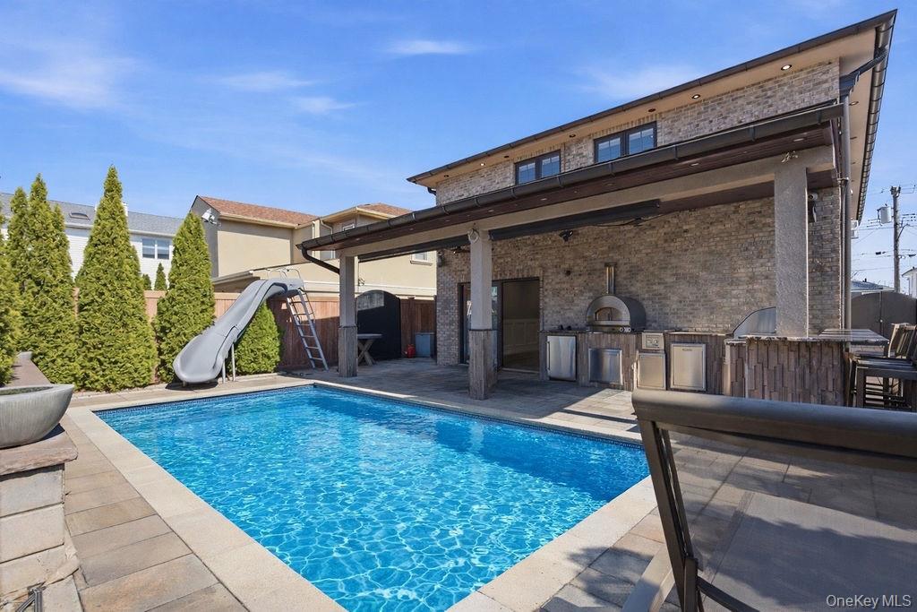 Single Family 83rd  Queens, NY 11414, MLS-970841-38