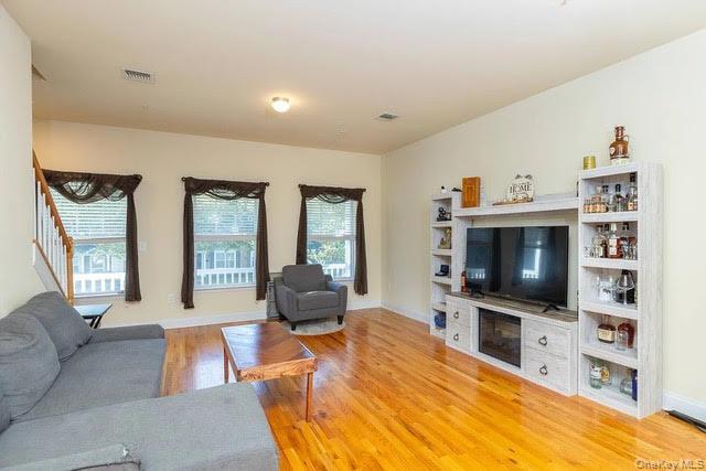 Condo Barley Suffolk County, NY 11772, MLS-970853-8