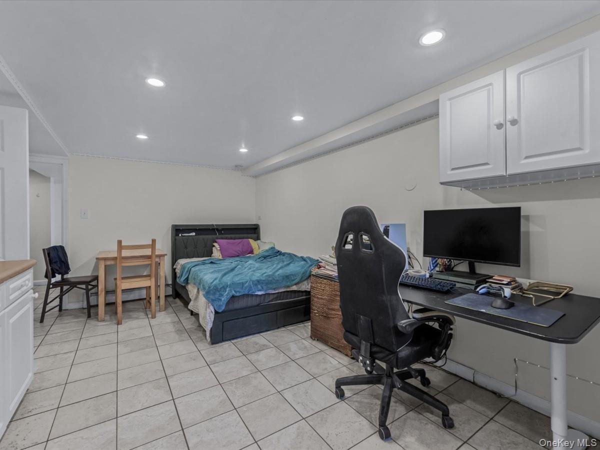 Single Family 116th  Queens, NY 11356, MLS-970866-11