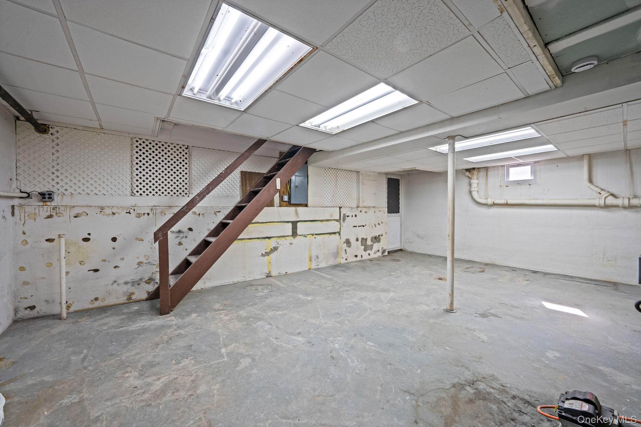 Single Family Elizabeth  Suffolk County, NY 11787, MLS-970884-19