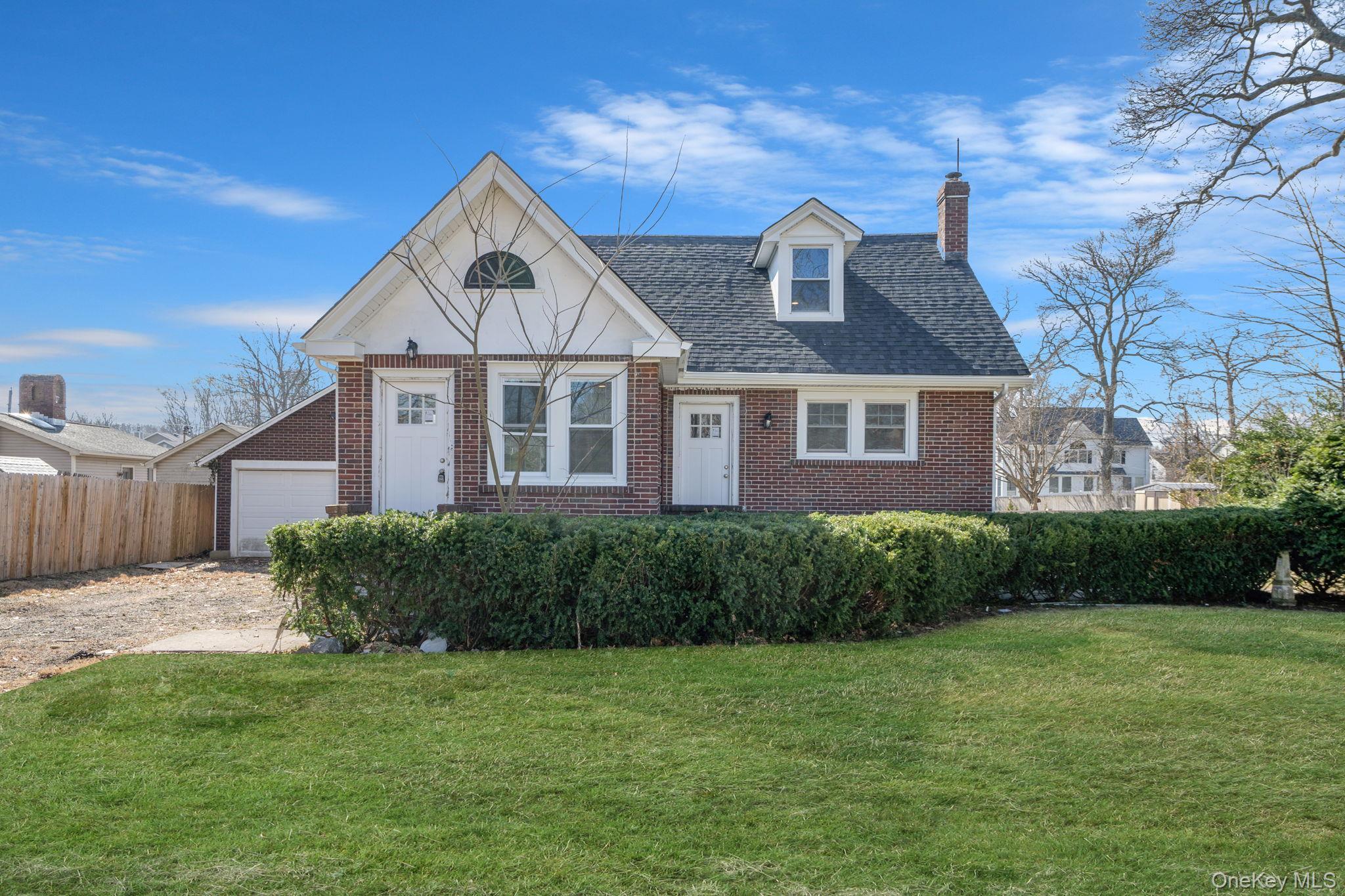 Single Family Elizabeth  Suffolk County, NY 11787, MLS-970884-2