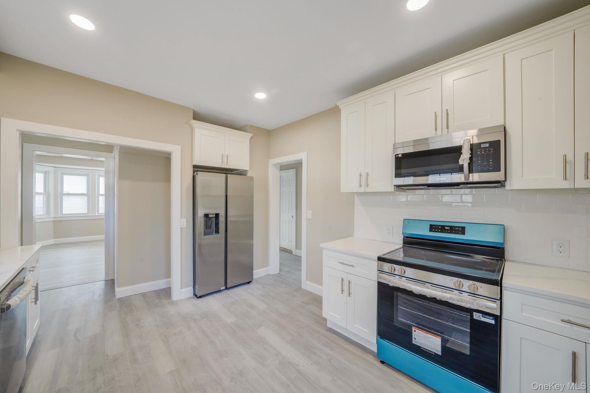 Single Family Elizabeth  Suffolk County, NY 11787, MLS-970884-6