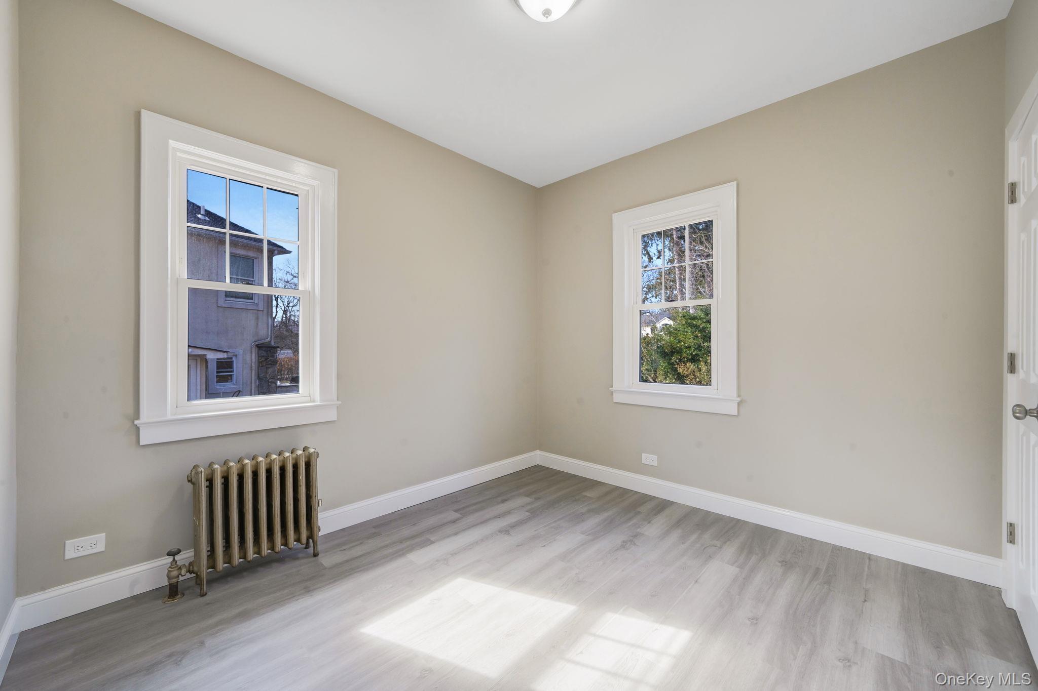 Single Family Elizabeth  Suffolk County, NY 11787, MLS-970884-8