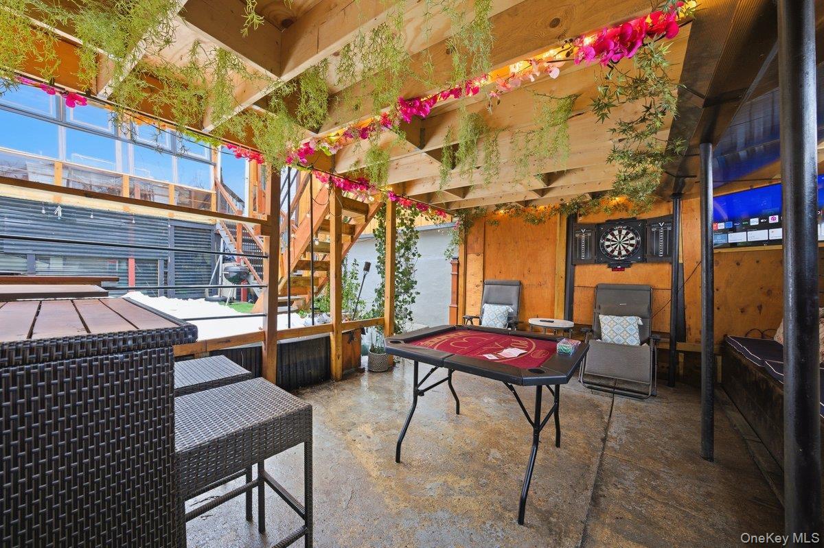 Single Family Carpenter  Bronx, NY 10470, MLS-970890-2